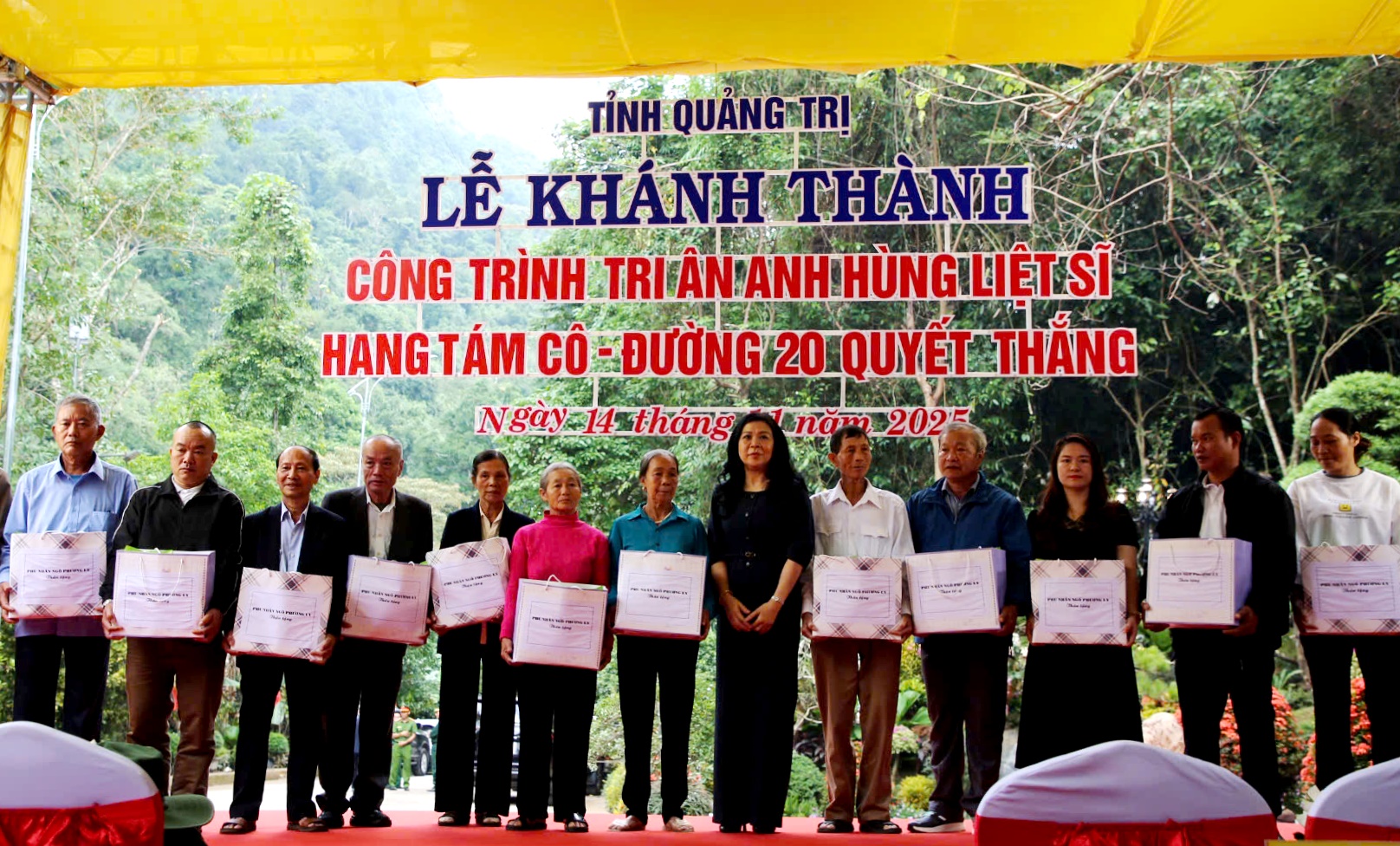 Quảng Trị khánh thành công trình tôn tạo di tích quốc gia đặc biệt Hang Tám Cô- Ảnh 3.