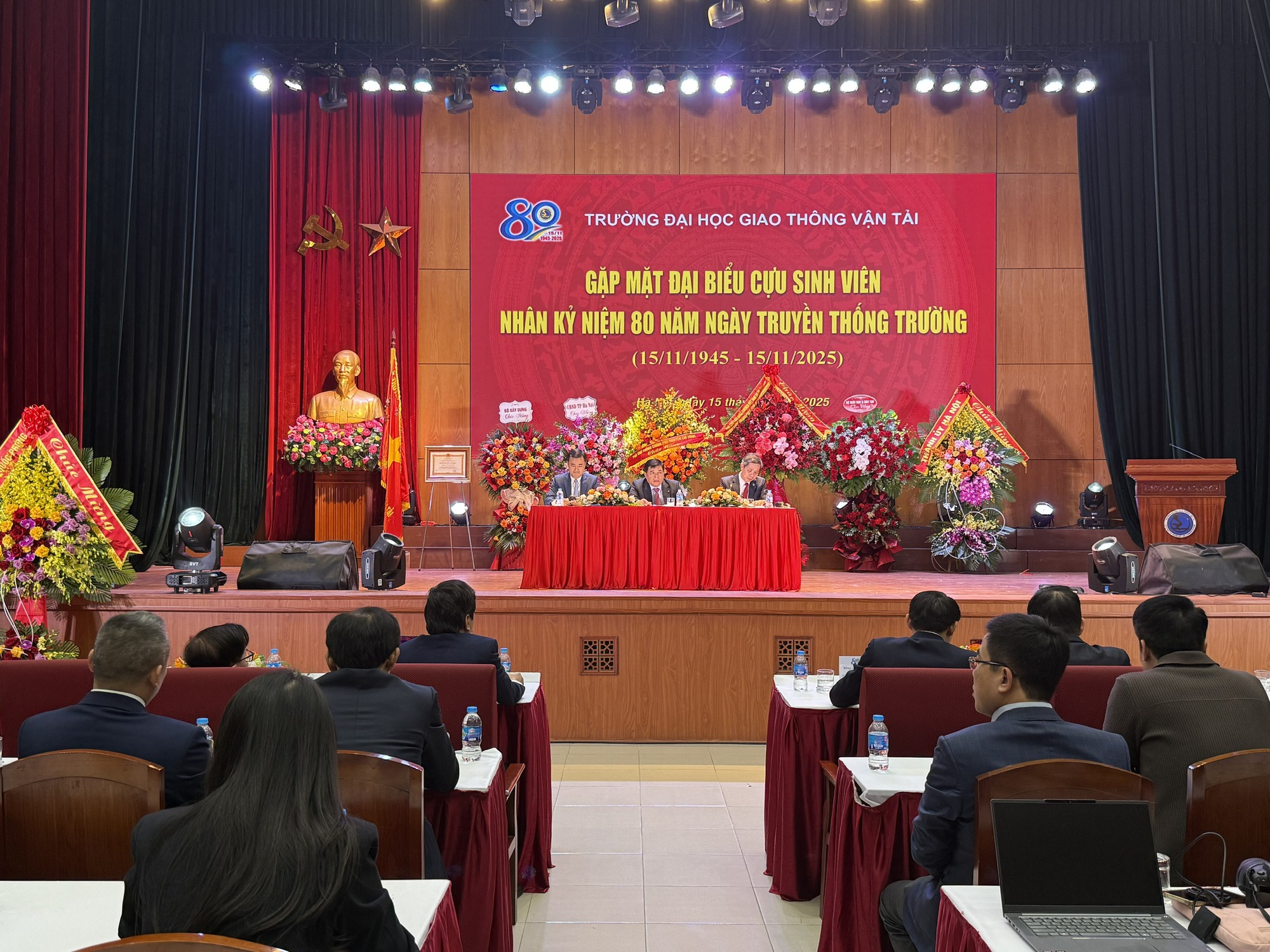 Mô hình kiểu mẫu, đóng góp thiết thực vào sự phát triển của ngành giao thông vận tải- Ảnh 1. Mô hình kiểu mẫu, đóng góp thiết thực vào sự phát triển của ngành giao thông vận tải- Ảnh 1.