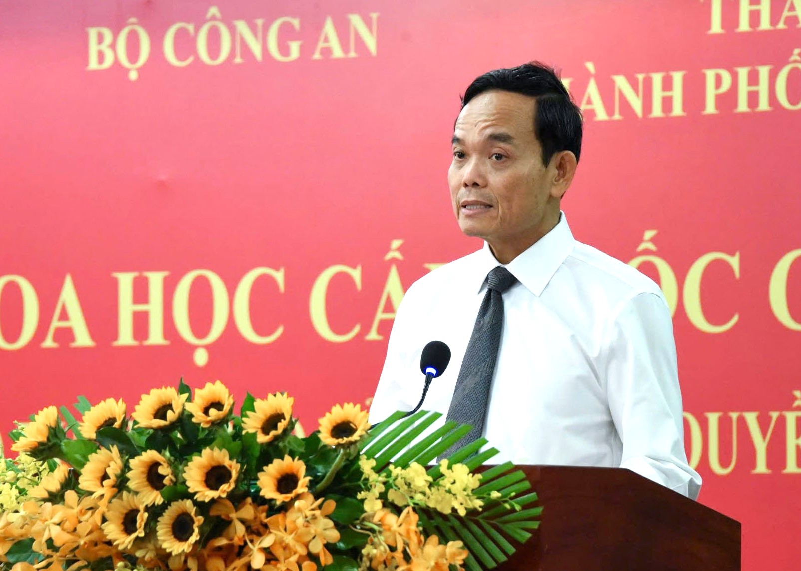 Mọi chủ trương, chính sách xuất phát từ nguyện vọng, quyền lợi chính đáng của nhân dân- Ảnh 3. Mọi chủ trương, chính sách xuất phát từ nguyện vọng, quyền lợi chính đáng của nhân dân- Ảnh 3.