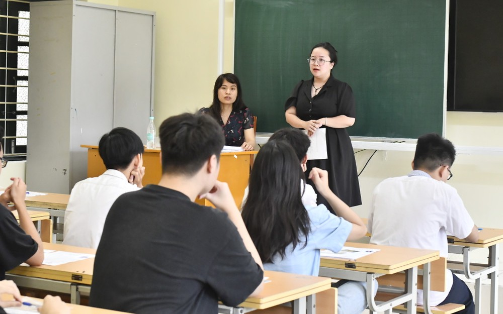 Xếp lương đối với viên chức đã có thời gian làm hợp đồng