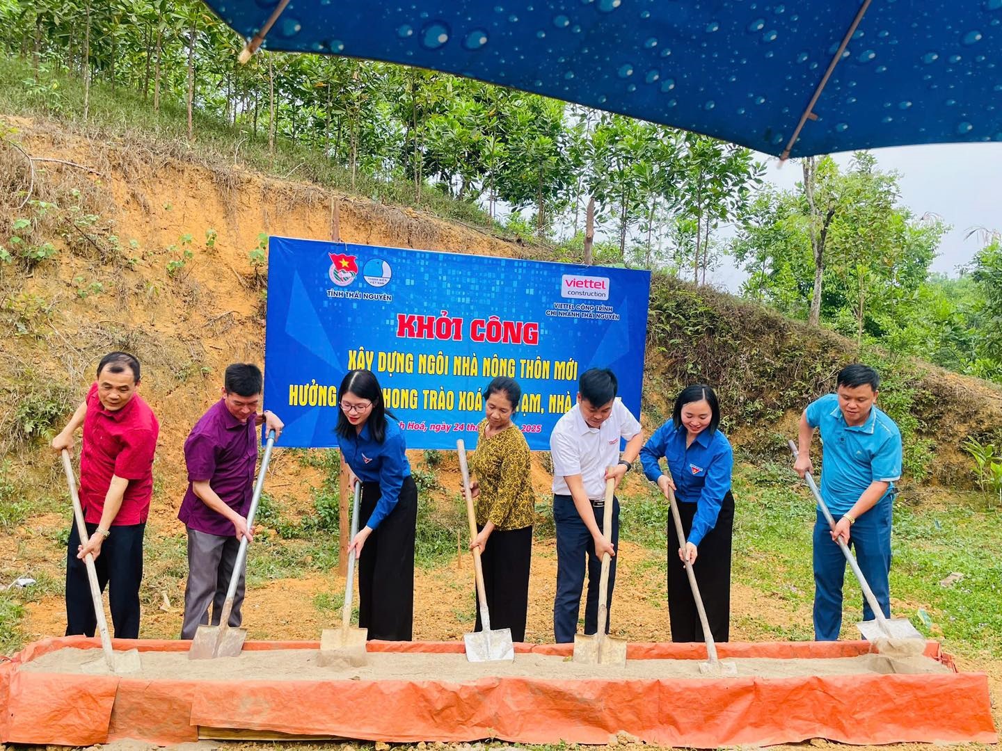 Tuổi trẻ Thái Nguyên tiên phong xây dựng nông thôn mới- Ảnh 1.