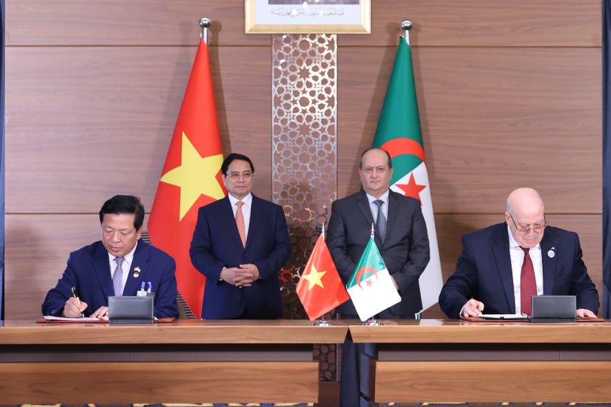 Việt Nam - Algeria ký kết nhiều văn kiện hợp tác quan trọng- Ảnh 1.
