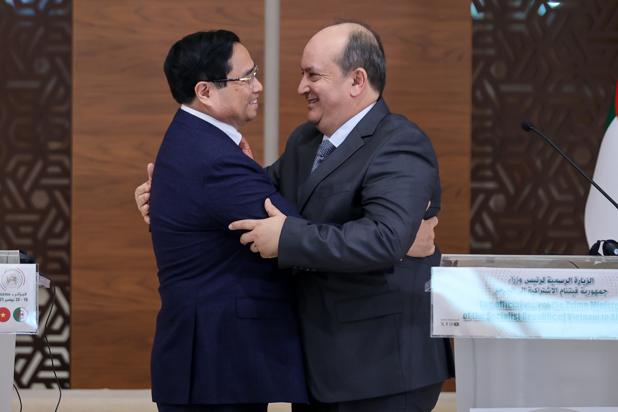 Thủ tướng Algeria: Đưa quan hệ hợp tác với Việt Nam trở thành hình mẫu trong quan hệ quốc tế- Ảnh 5.