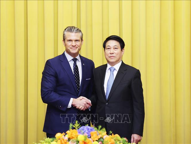 Chủ tịch nước Lương Cường tiếp Bộ trưởng Bộ Chiến tranh Hoa Kỳ- Ảnh 1.