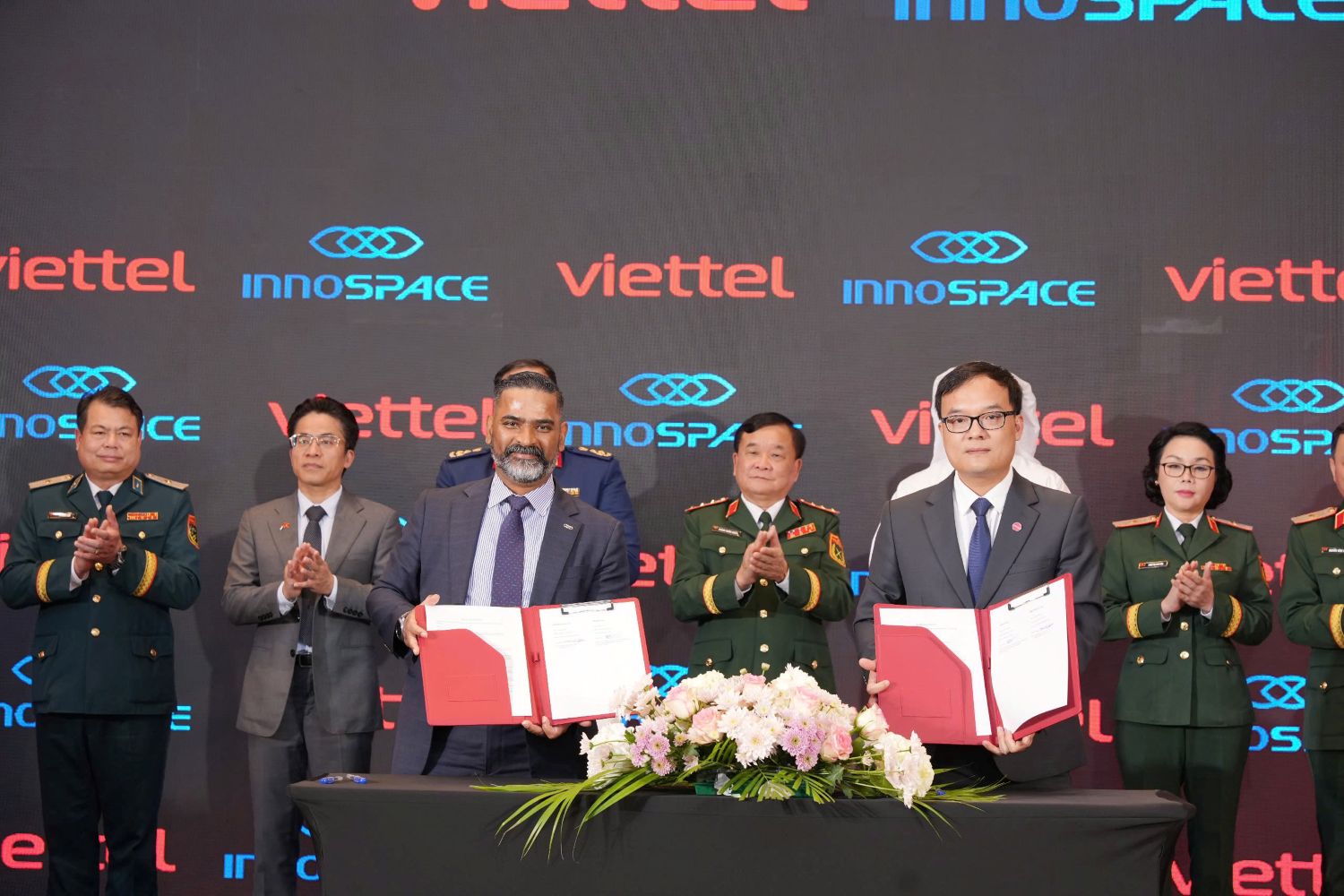 Viettel khai trương Văn phòng đại diện tại Các Tiểu vương quốc Arab Thống nhất- Ảnh 2.