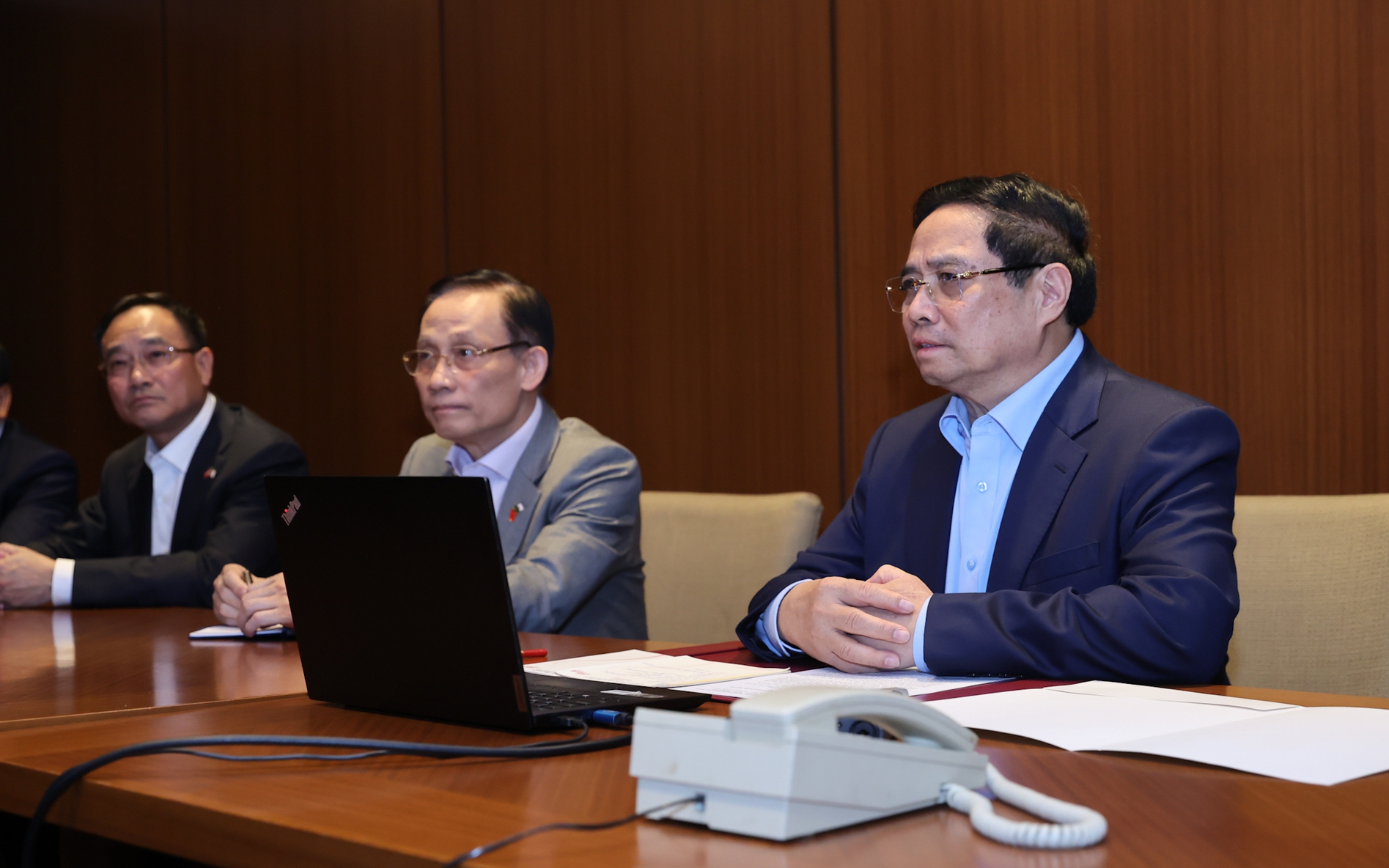 Thủ tướng: Huy động mọi lực lượng, mọi phương tiện để tập trung cao nhất cứu người trong mưa lũ