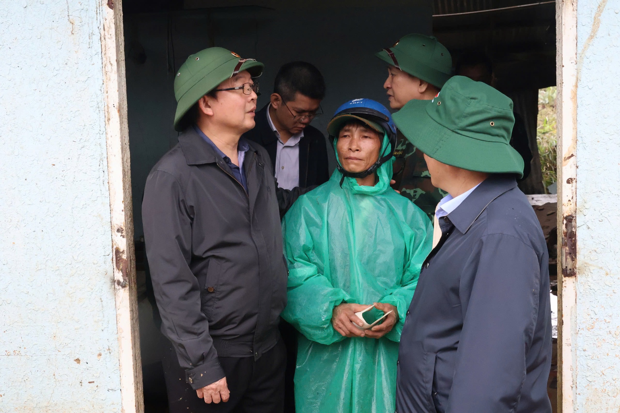 Phó Thủ tướng Hồ Quốc Dũng yêu cầu bố trí ngay khu tái định cư cho người dân tại Lâm Đồng- Ảnh 3.