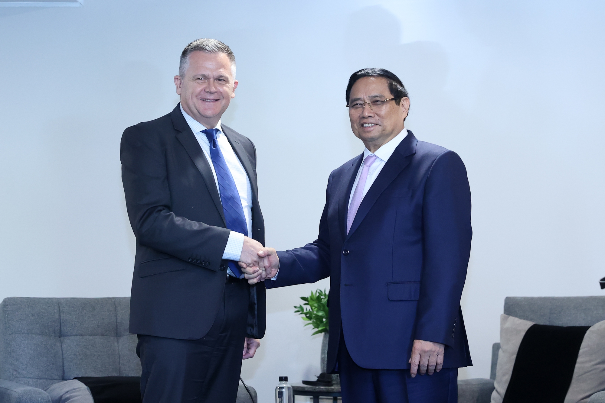 Thủ tướng đề nghị hợp tác mở rộng đường bay giữa Việt Nam và Nam Phi- Ảnh 1.