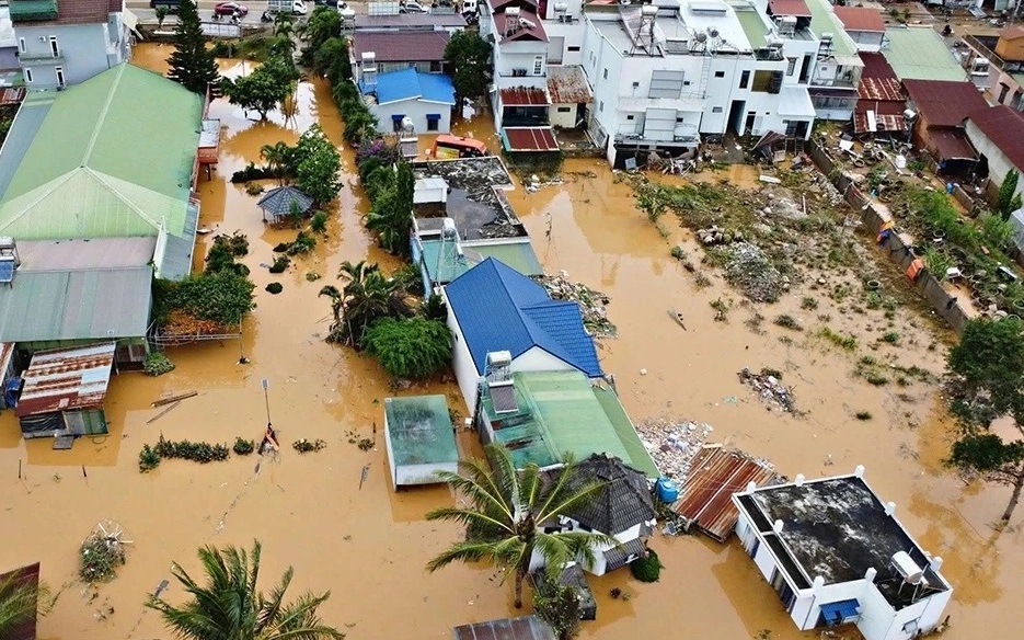 Thông báo Kết luận của Bộ Chính trị về khắc phục hậu quả mưa, lũ đặc biệt lớn ở miền Trung