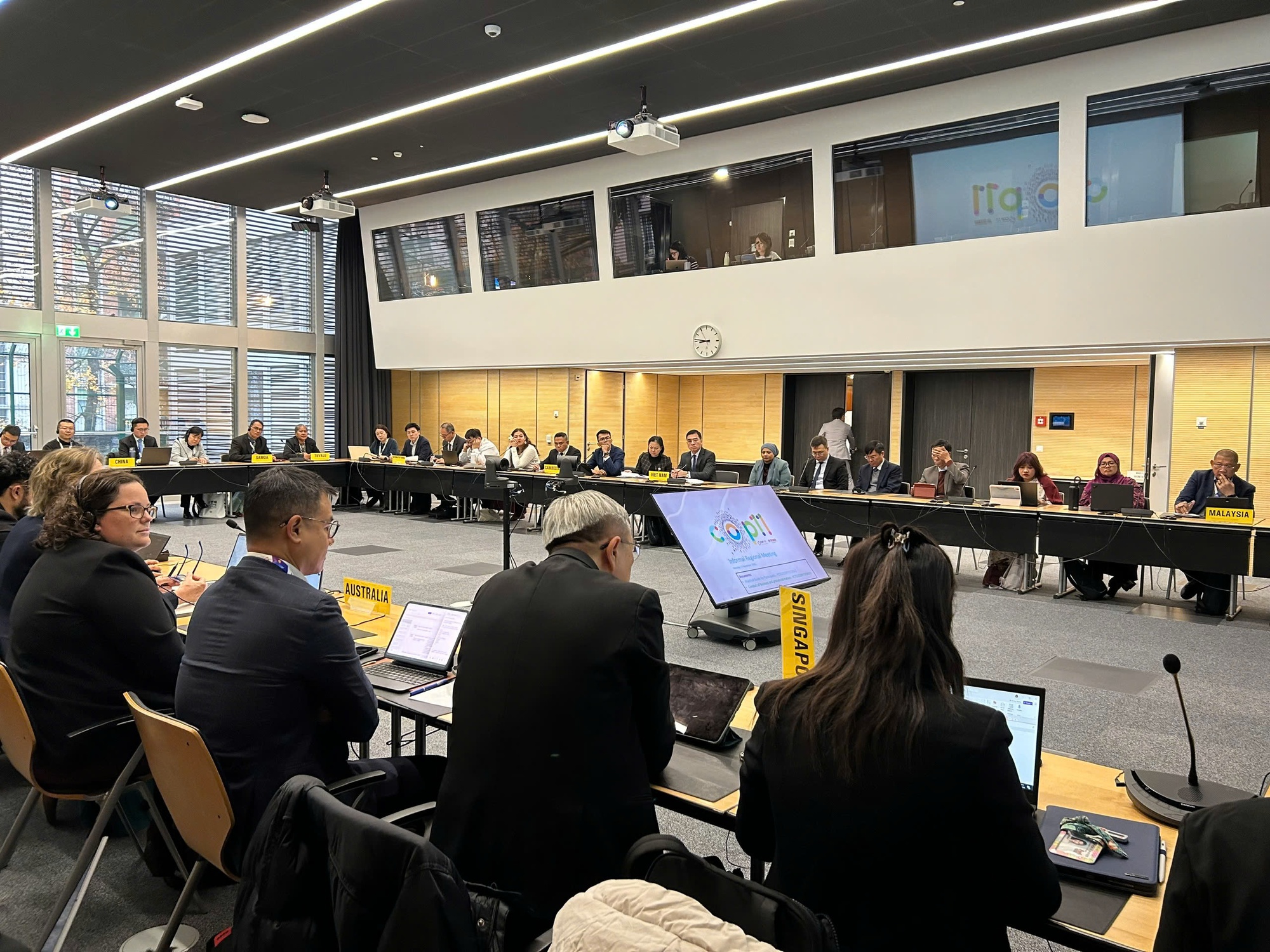 Ưu tiên bảo vệ giới trẻ trước 'nạn dịch' thuốc lá mới- Ảnh 1.