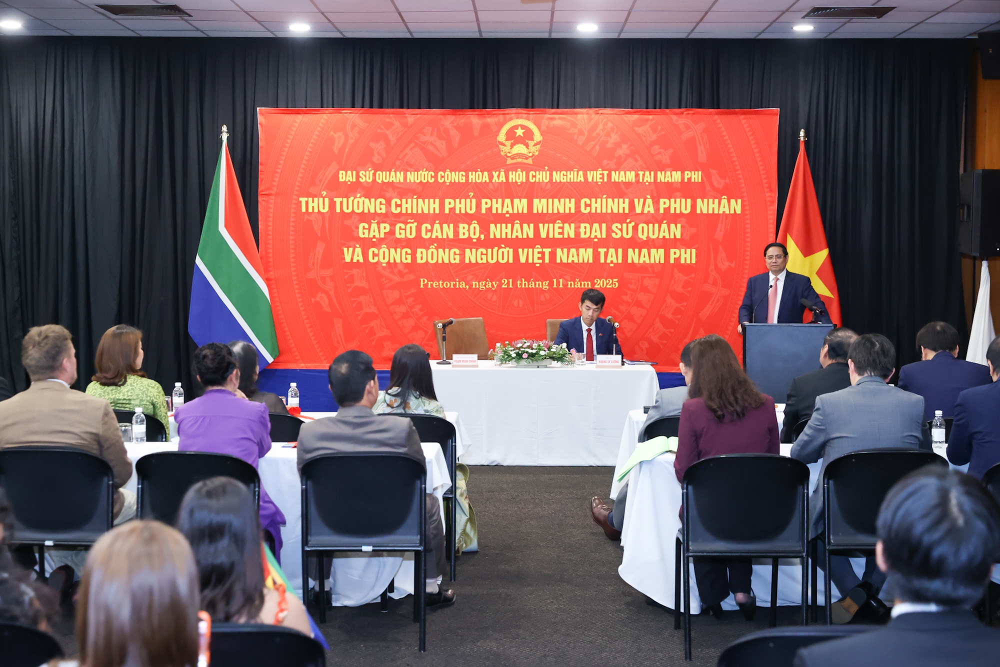 Thủ tướng: Cộng đồng người Việt Nam tại Nam Phi sẽ lớn mạnh- Ảnh 2.