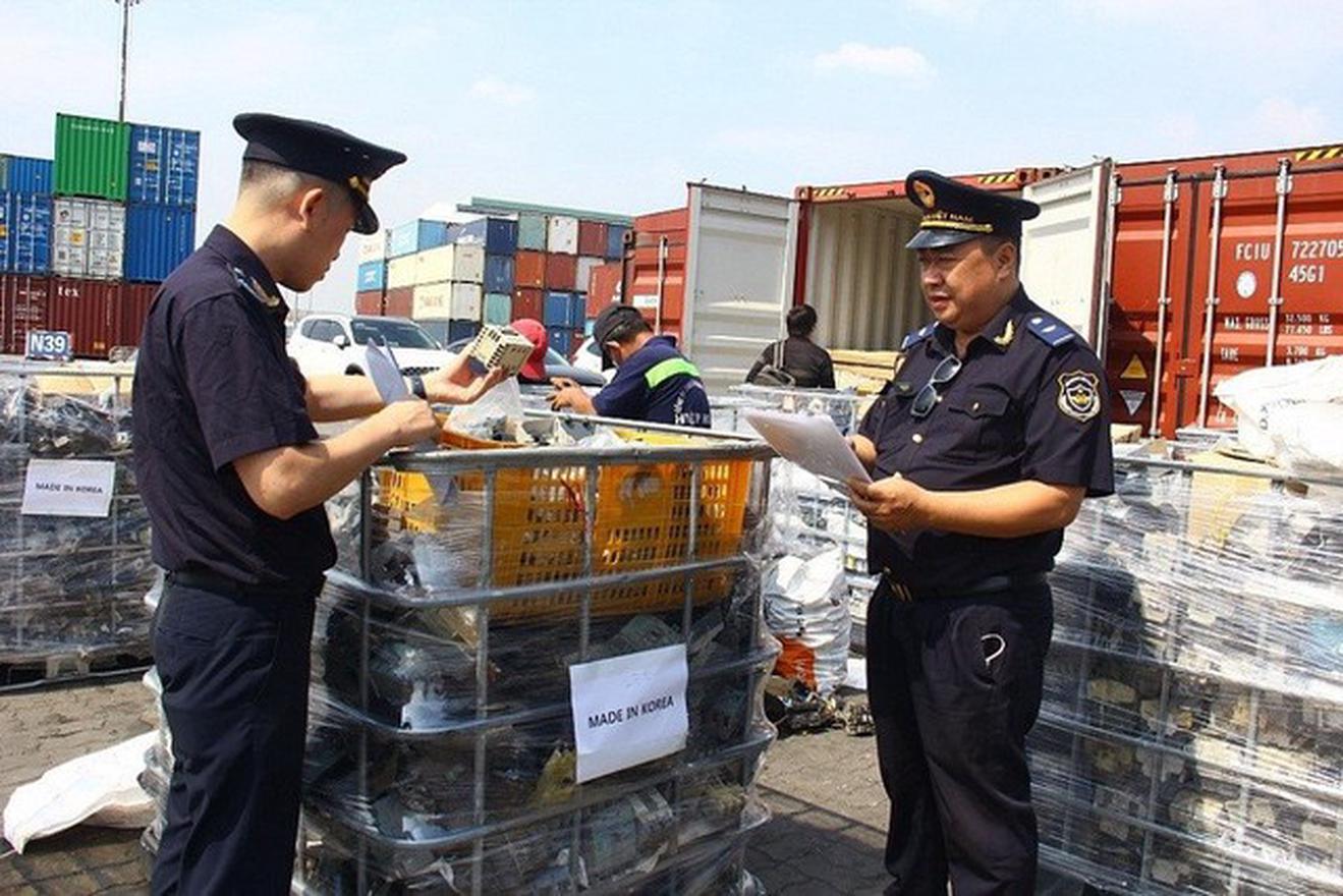 Hải quan tăng tốc thực hiện mục tiêu thu ngân sách chặng nước rút- Ảnh 2.