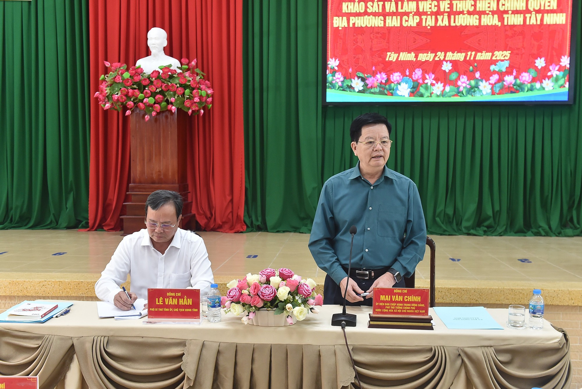 Phó Thủ tướng Mai Văn Chính khảo sát và làm việc về thực hiện chính quyền địa phương 2 cấp tại Tây Ninh- Ảnh 1. Phó Thủ tướng Mai Văn Chính khảo sát và làm việc về thực hiện chính quyền địa phương 2 cấp tại Tây Ninh- Ảnh 1.