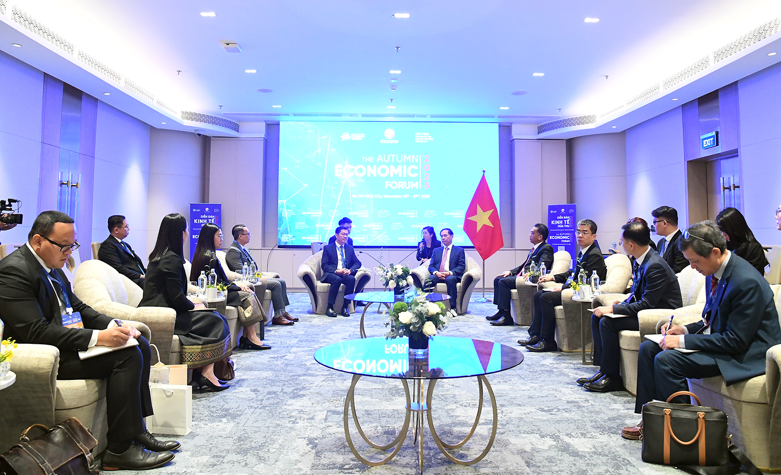 Việt Nam, Lào thúc đẩy hợp tác khoa học, công nghệ, chuyển đổi số- Ảnh 2.