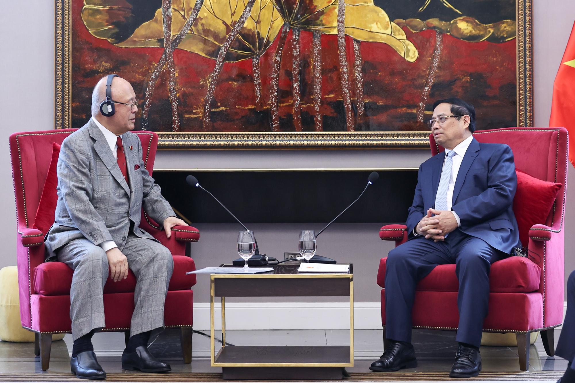 Thủ tướng Phạm Minh Chính tiếp Cố vấn đặc biệt Liên minh Nghị sĩ Hữu nghị Nhật – Việt- Ảnh 2.