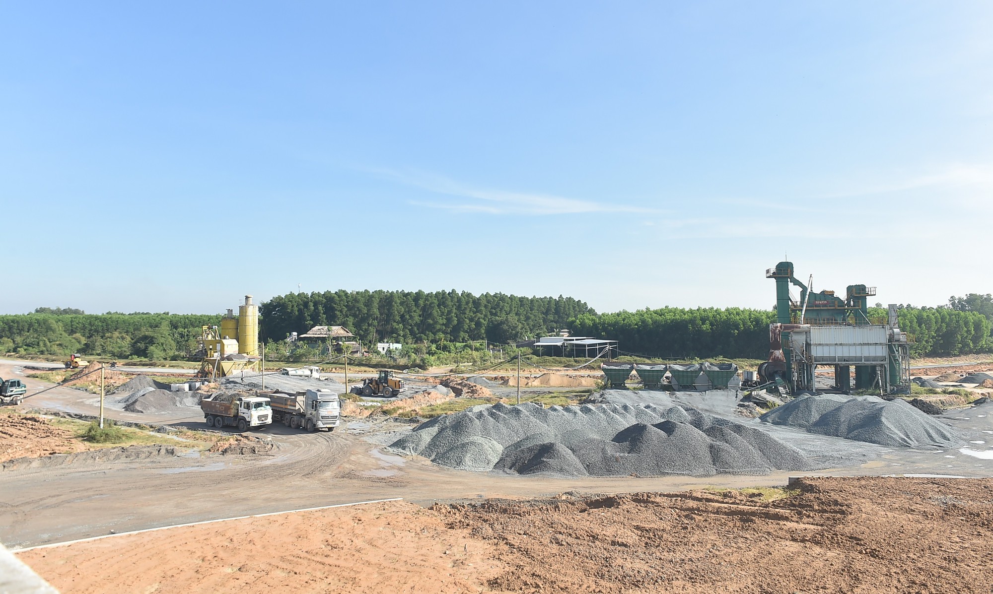 Phó Thủ tướng Mai Văn Chính kiểm tra thực địa dự án đường Vành đai 3 TPHCM- Ảnh 6. Phó Thủ tướng Mai Văn Chính kiểm tra thực địa dự án đường Vành đai 3 TPHCM- Ảnh 6.