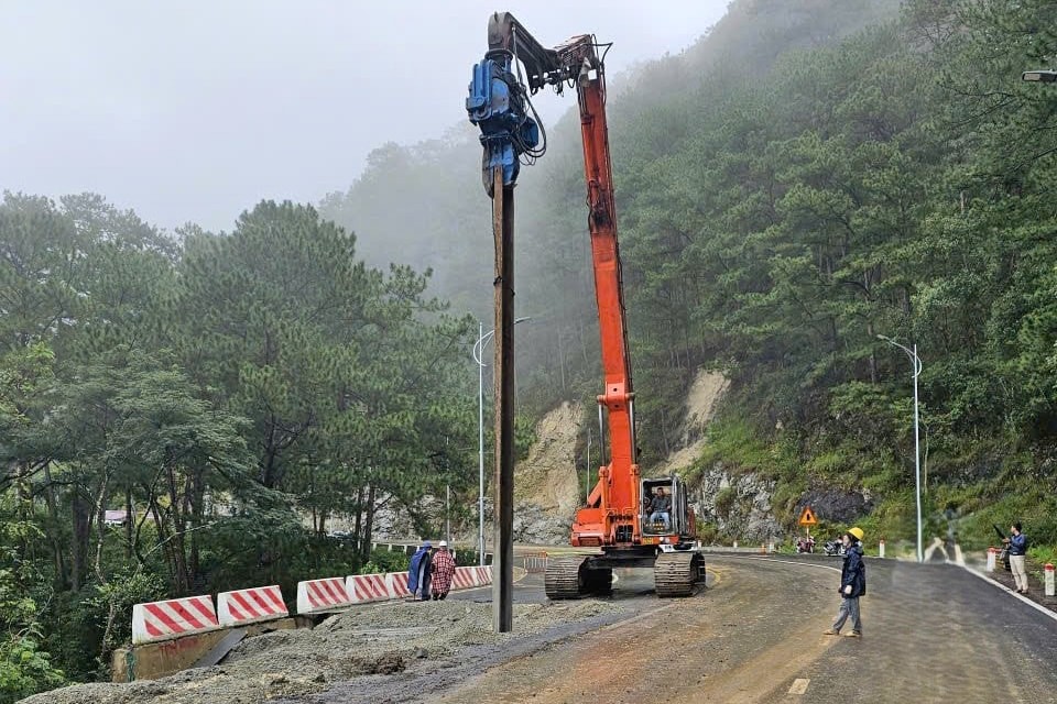 Lâm Đồng: Khôi phục lưu thông trên đèo Prenn từ 13h chiều nay- Ảnh 1.