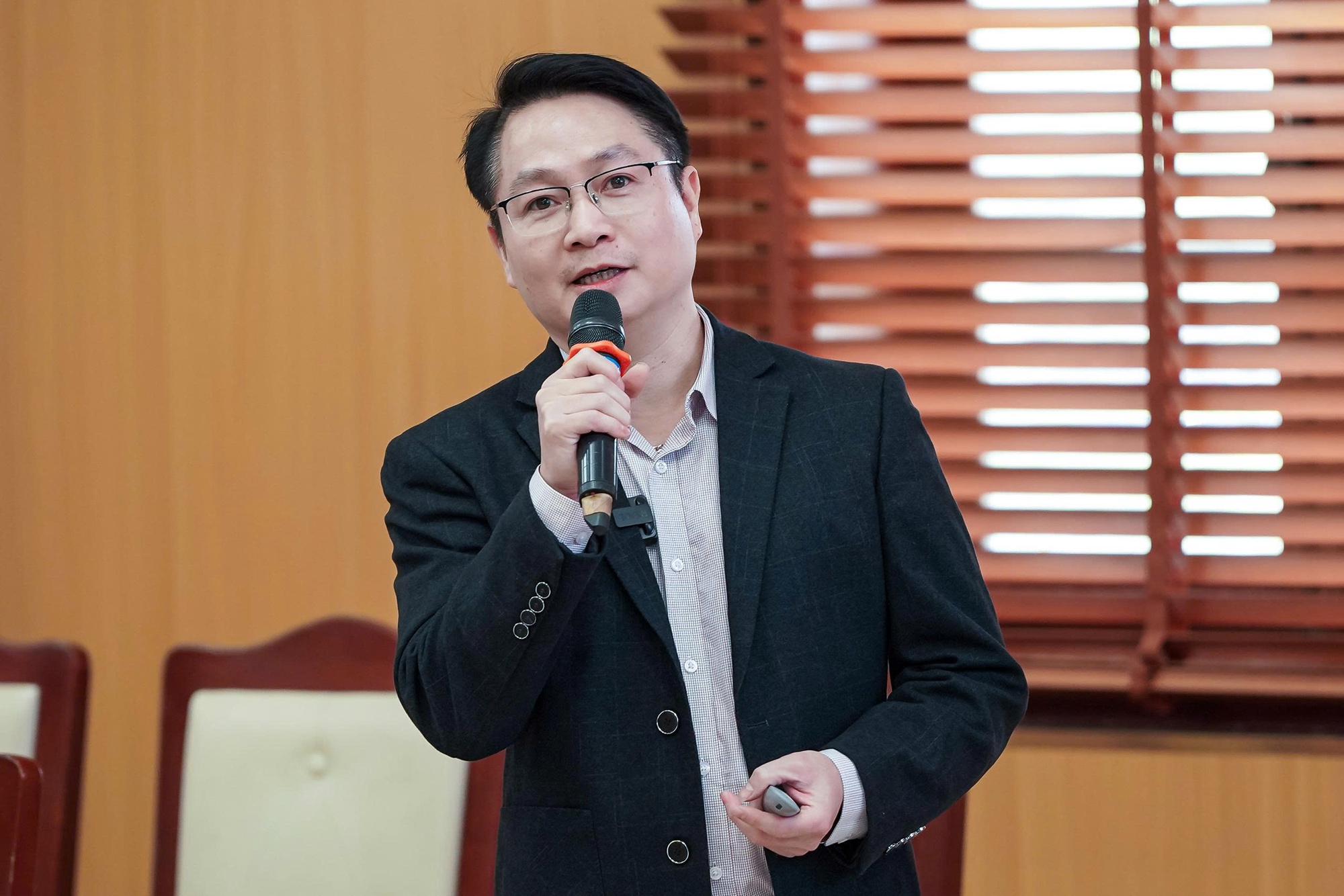 Ứng dụng KHCN, nâng cao năng lực dự báo sớm thiên tai- Ảnh 2.