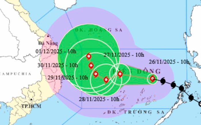 Thủ tướng yêu cầu triển khai các biện pháp cần thiết cao nhất để phòng, tránh, ứng phó bão số 15
