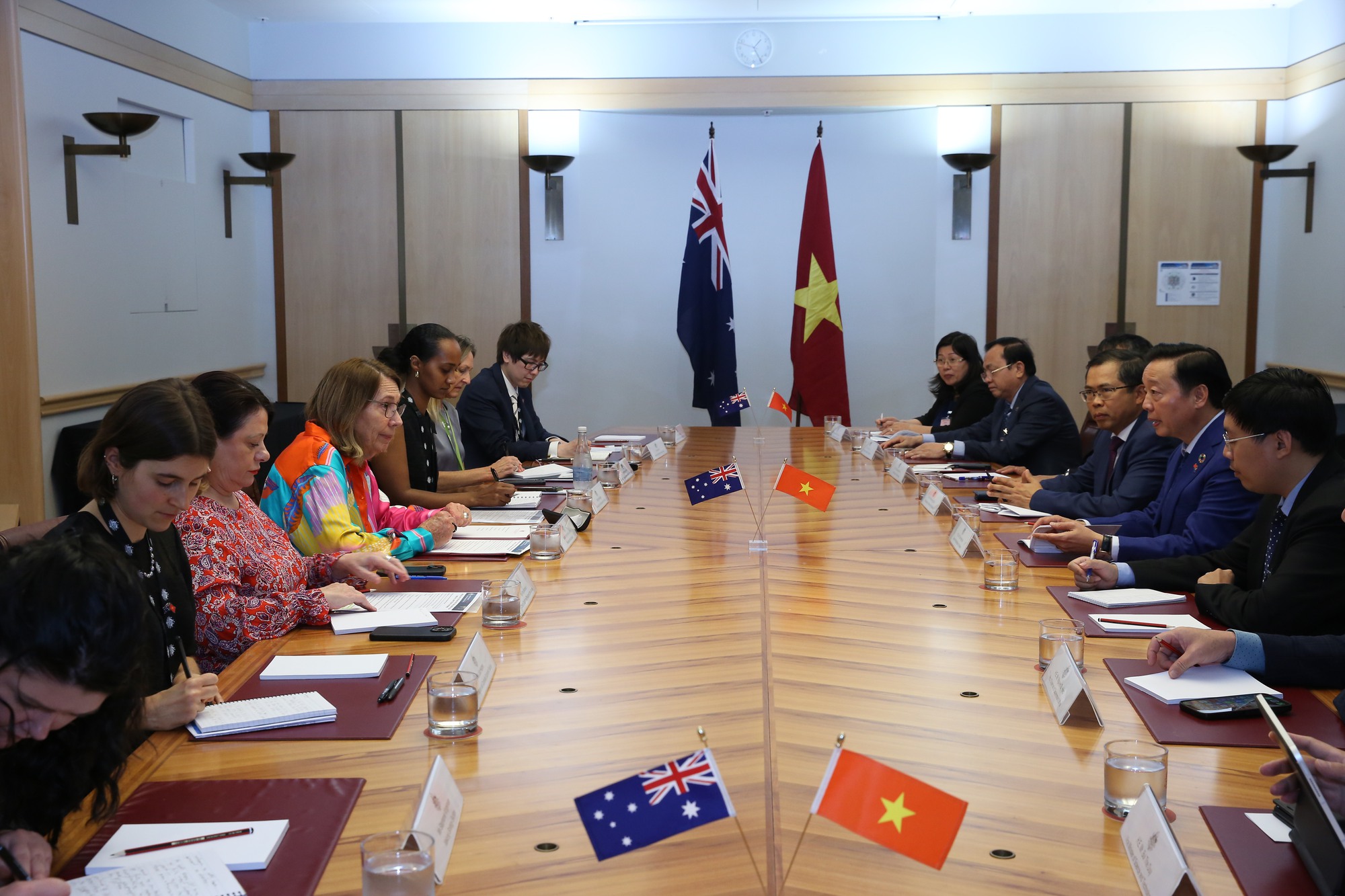 Tiếp tục thúc đẩy, thắt chặt quan hệ hợp tác toàn diện giữa Việt Nam với New Zealand và Australia- Ảnh 2.