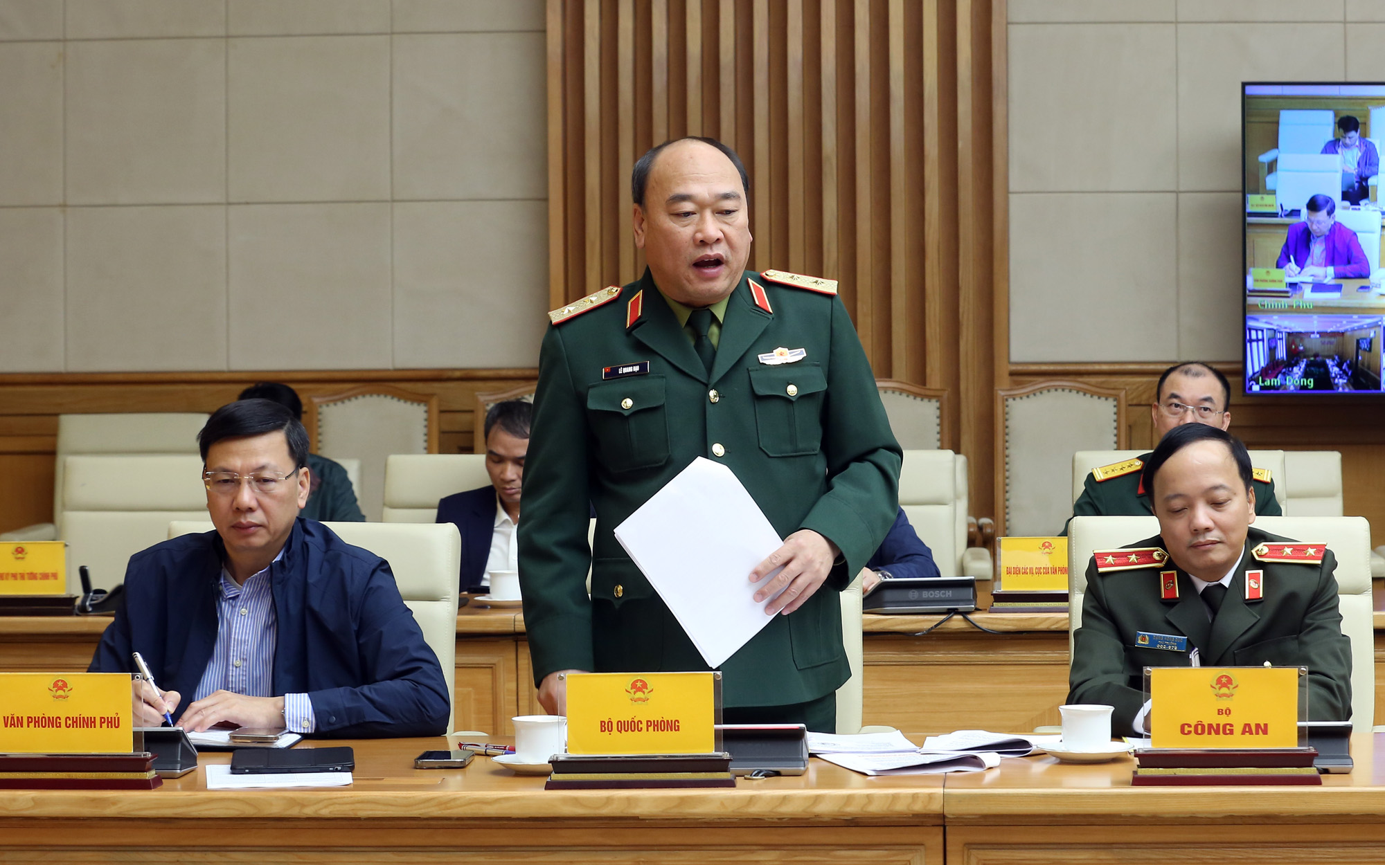 Phòng, chống bão số 15: Duy trì kịch bản ứng phó với rủi ro thiên tai cấp độ 4, nhất là ở vùng miền núi- Ảnh 3.