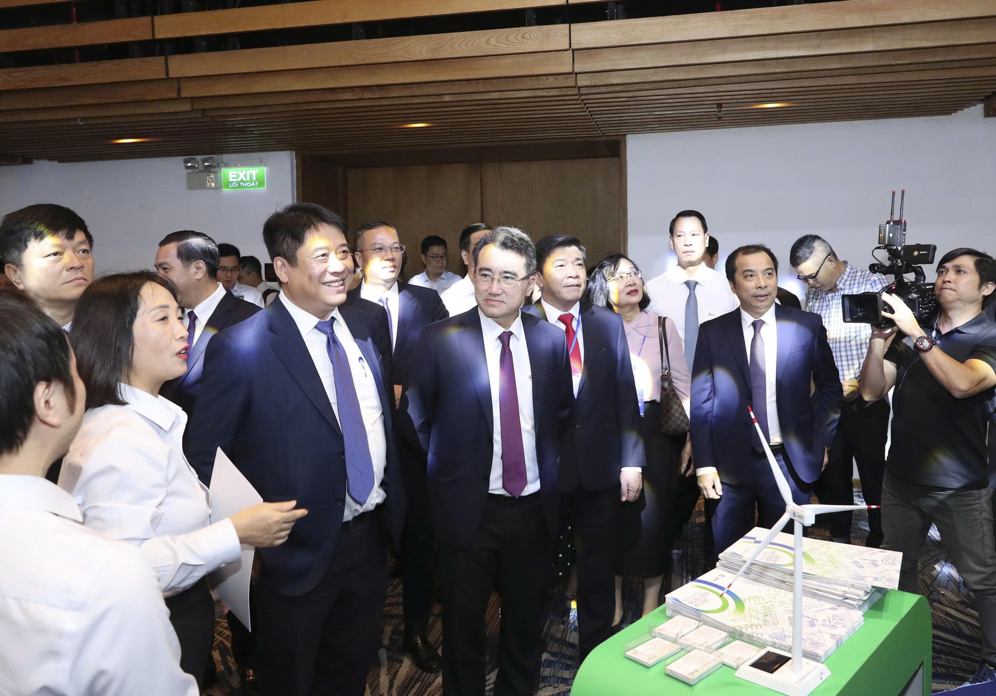 Khai mạc Hội nghị Khoa học và Công nghệ Điện lực toàn quốc năm 2025- Ảnh 2.