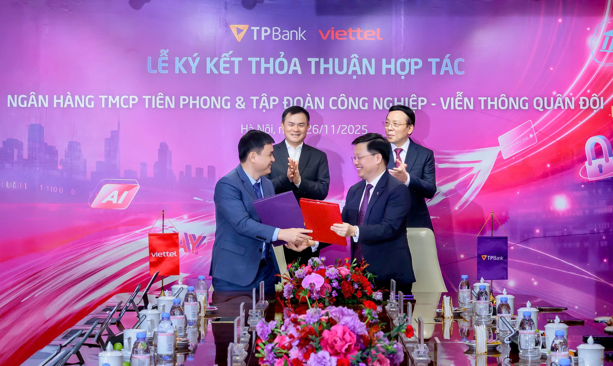 TPBank và Viettel hợp tác chiến lược thúc đẩy chuyển đổi số toàn diện- Ảnh 1.