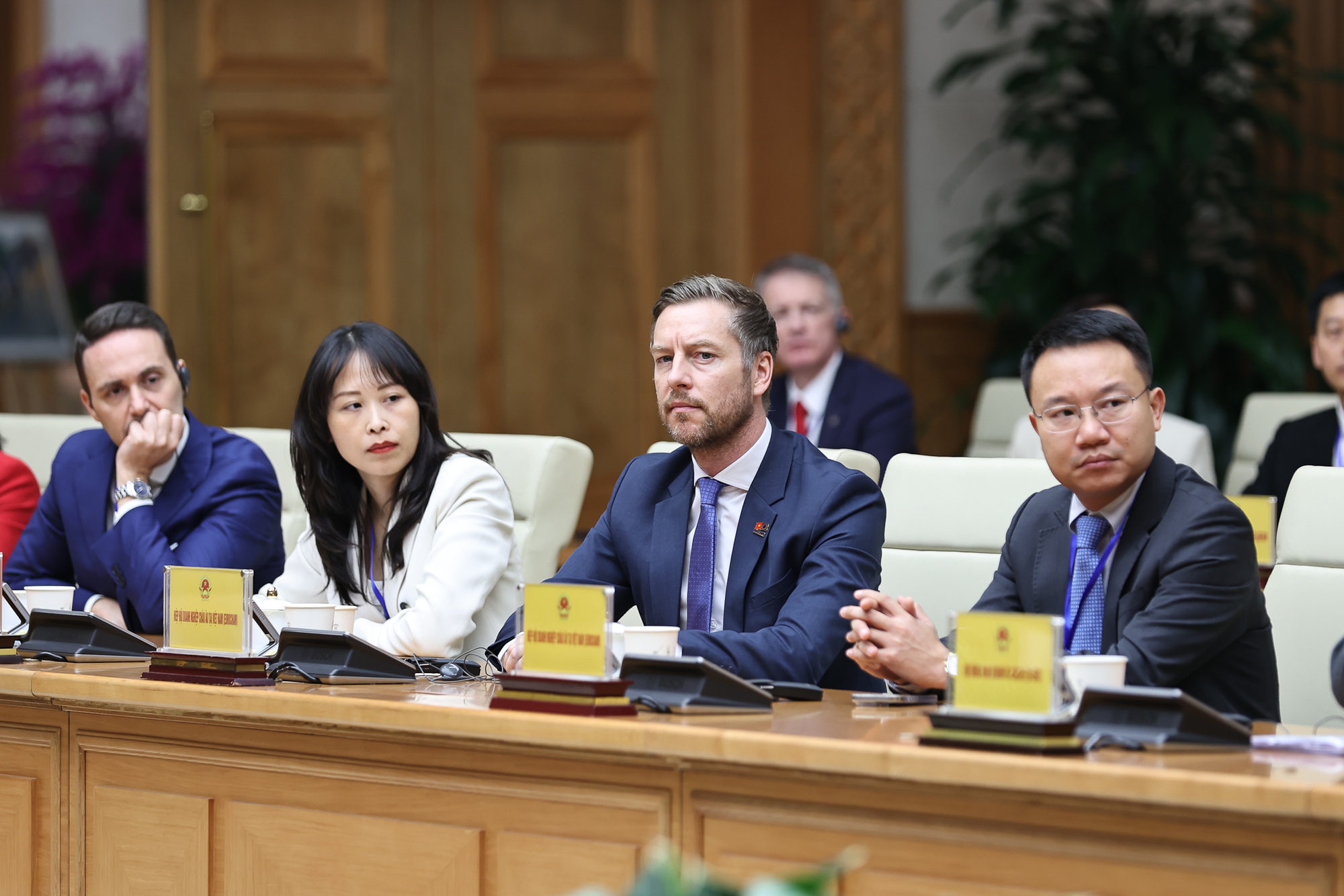 Chủ tịch Hội đồng Kinh doanh EU - ASEAN: Việt Nam tăng cường vị thế điểm đến đầu tư hàng đầu- Ảnh 7. Chủ tịch Hội đồng Kinh doanh EU - ASEAN: Việt Nam tăng cường vị thế điểm đến đầu tư hàng đầu- Ảnh 7.