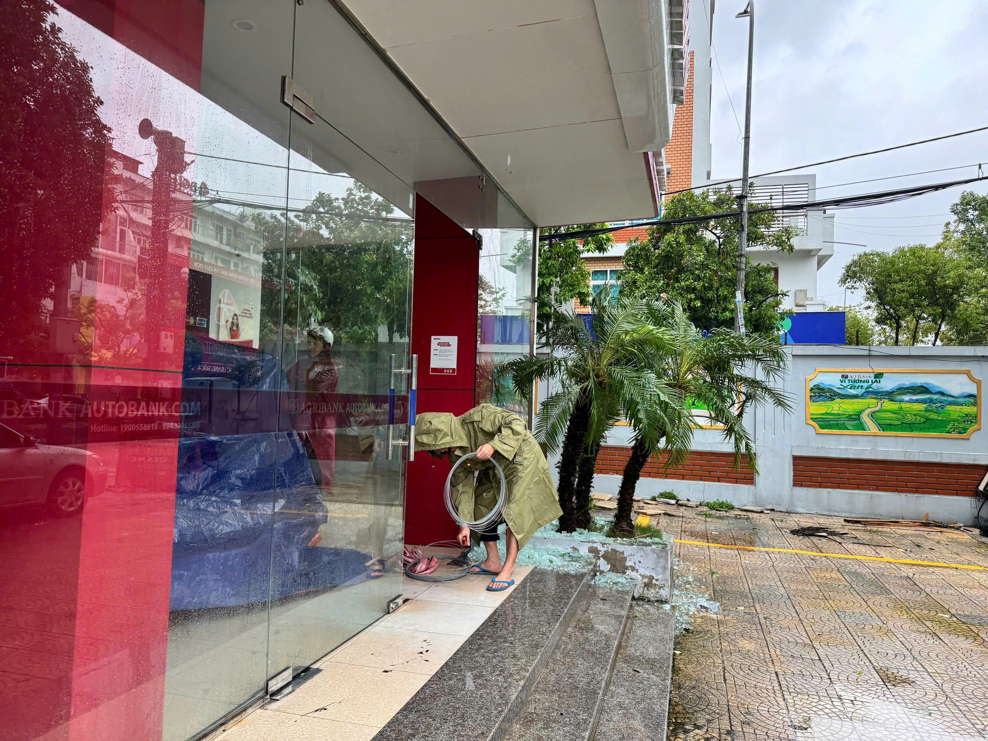 Bảo hiểm Agribank: Tổng lực giám định – bồi thường hàng trăm tỷ đồng thiệt hại do mưa lũ- Ảnh 1.