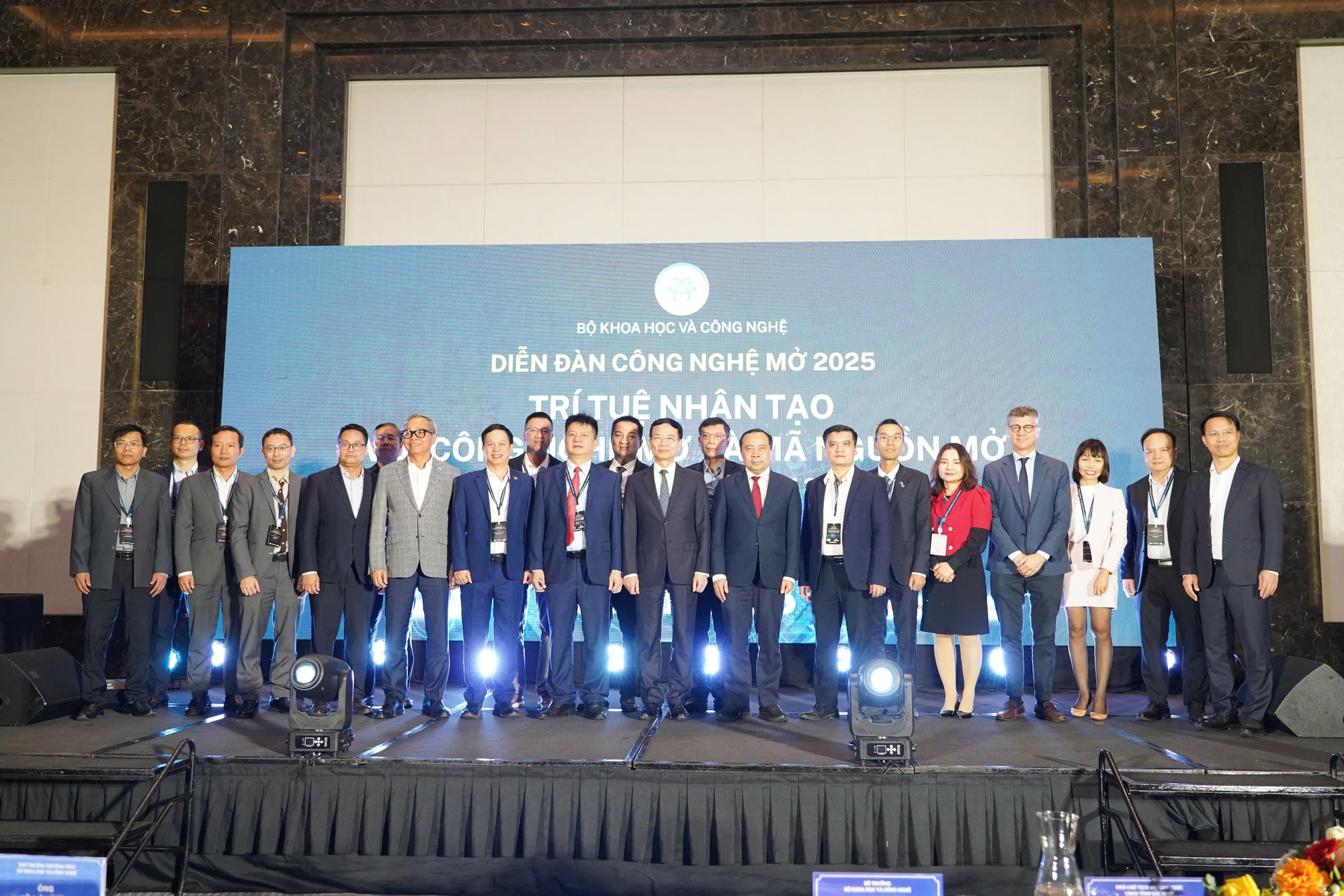 AI với công nghệ mở: Hướng đi để Việt Nam làm chủ tương lai số- Ảnh 3.