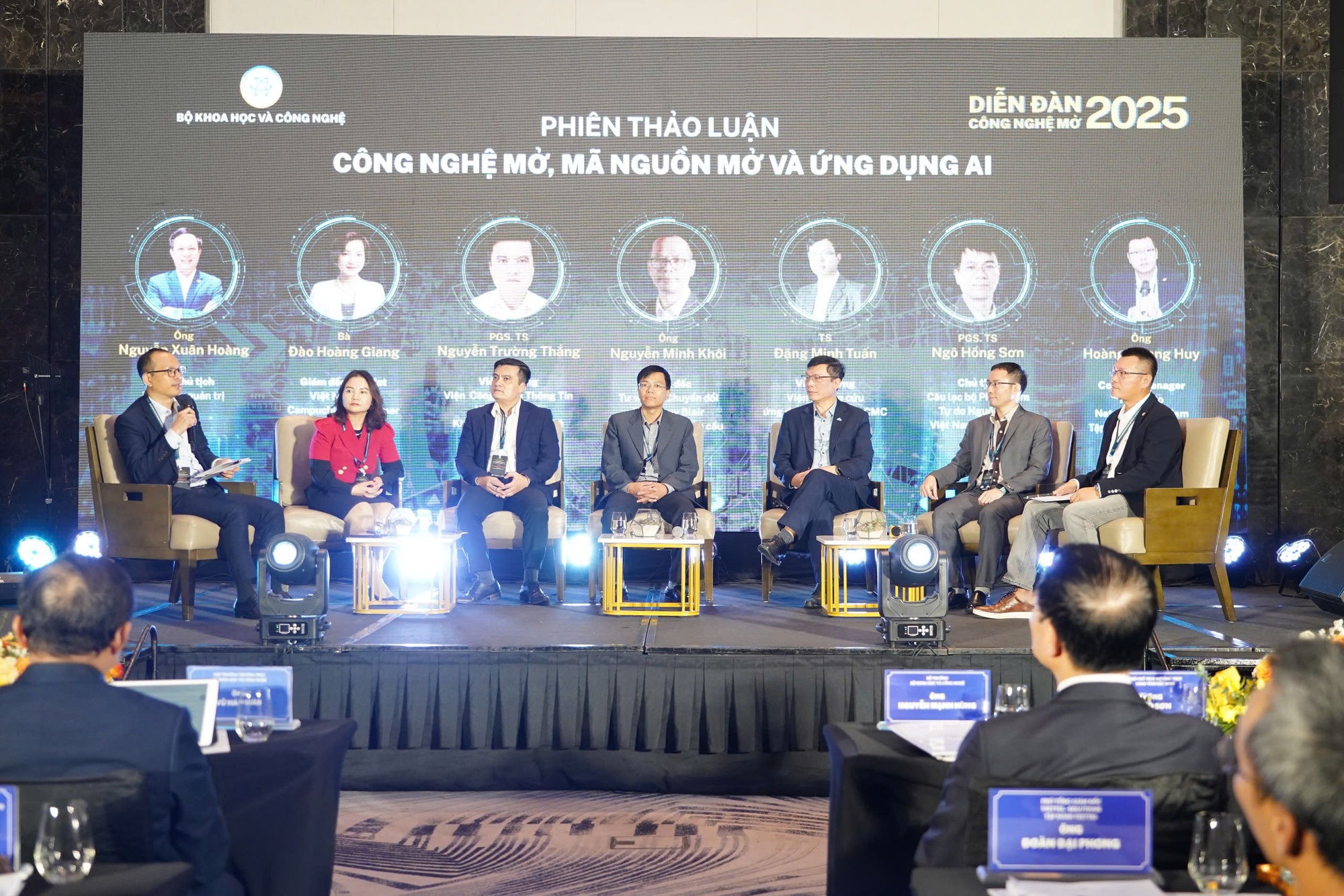 AI với công nghệ mở: Hướng đi để Việt Nam làm chủ tương lai số- Ảnh 2.