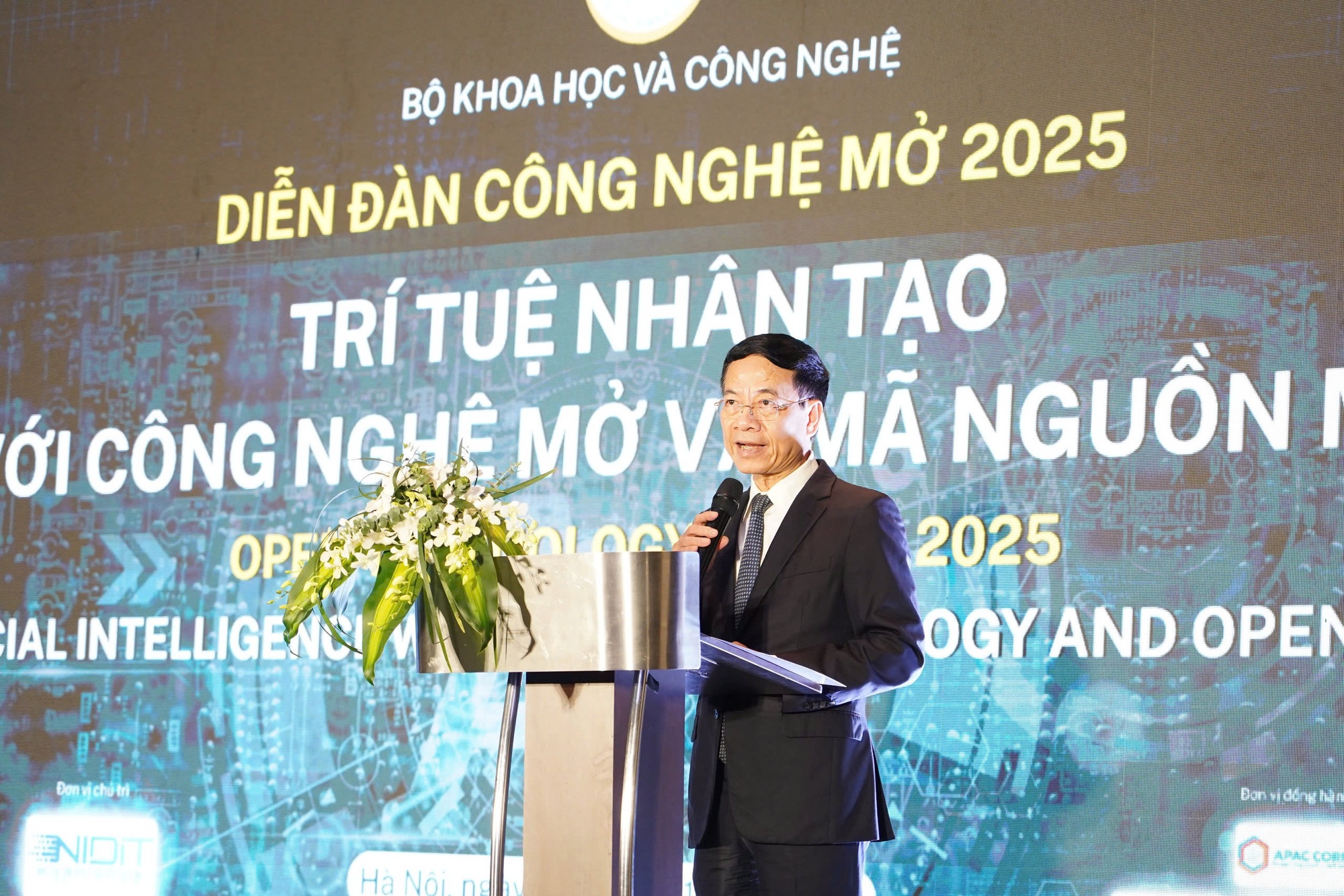 AI với công nghệ mở: Hướng đi để Việt Nam làm chủ tương lai số- Ảnh 1.
