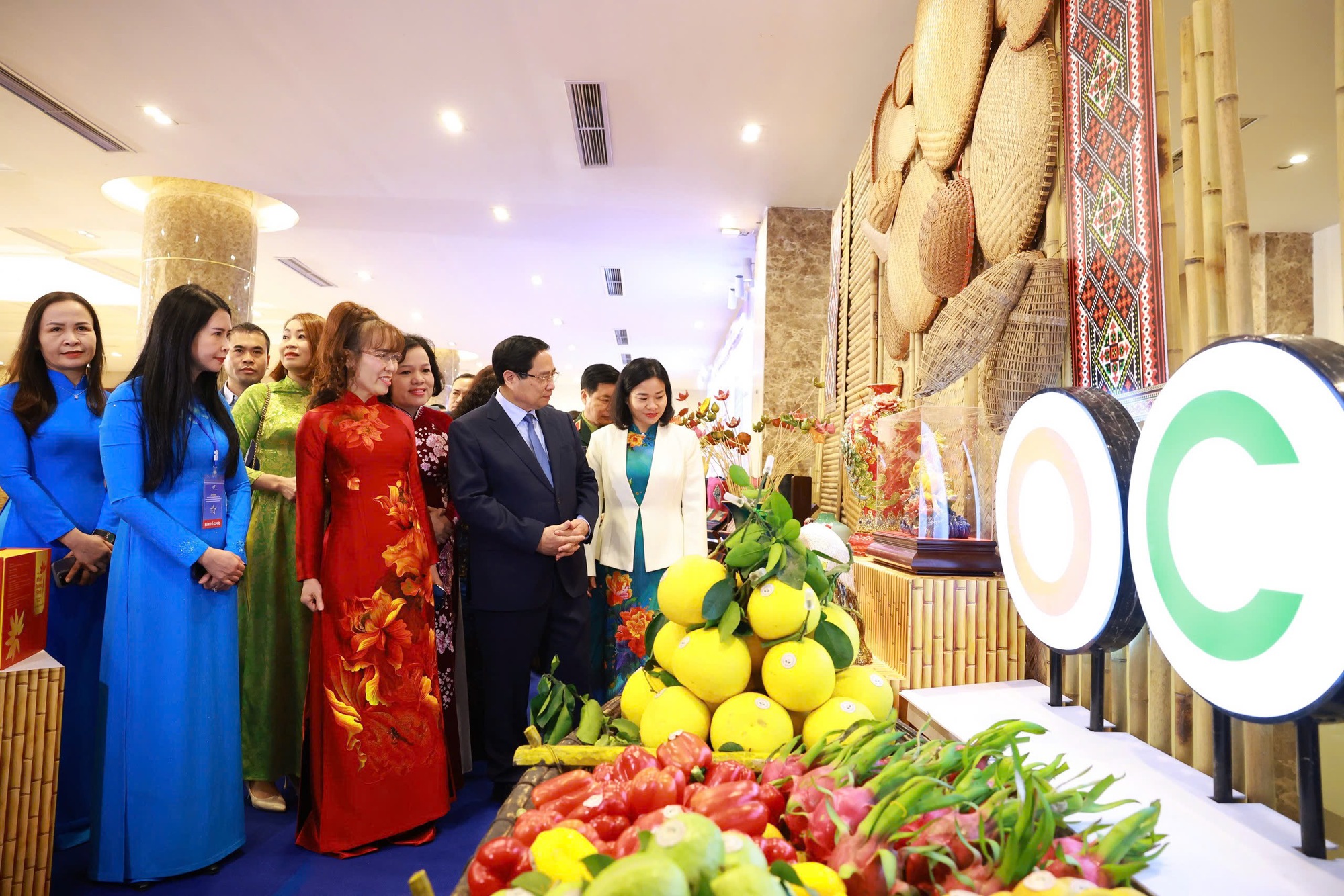 Thủ tướng: Phụ nữ Việt Nam ‘3 tiên phong’, ‘5 làm chủ’ trong khởi nghiệp sáng tạo- Ảnh 11.