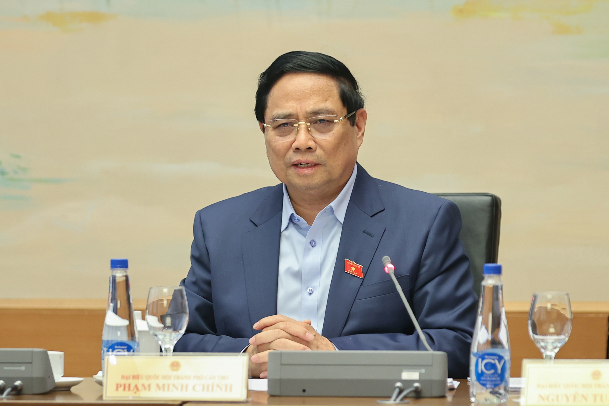 Thủ tướng: Xây dựng pháp luật phải giải quyết được những bài toán thực tiễn rất cụ thể- Ảnh 2. Thủ tướng: Xây dựng pháp luật phải giải quyết được những bài toán thực tiễn rất cụ thể- Ảnh 2.