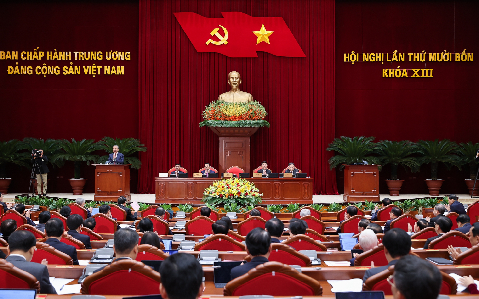 Khai mạc Hội nghị lần thứ 14 Ban Chấp hành Trung ương Đảng khóa XIII