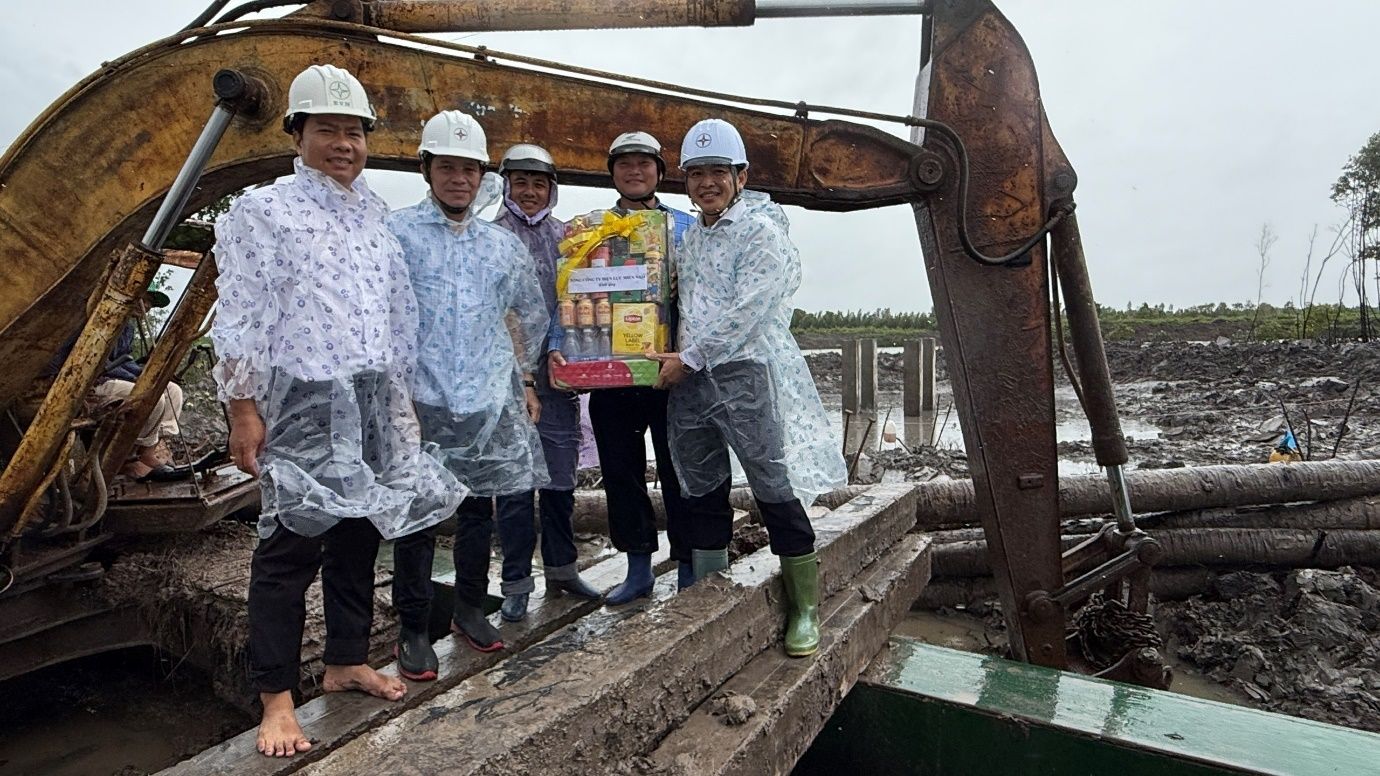 Đảm bảo điện miền Nam: EVNSPC quyết liệt trong công tác đầu tư xây dựng- Ảnh 3.