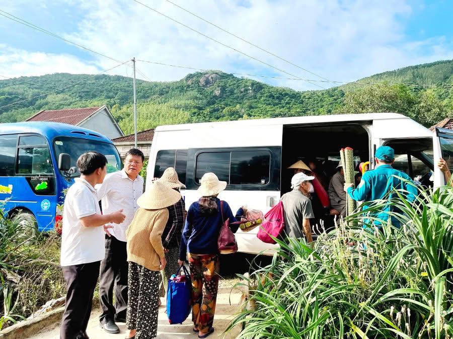 Gia Lai, Đắk Lắk rốt ráo sơ tán người dân đến nơi an toàn- Ảnh 3. Gia Lai, Đắk Lắk rốt ráo sơ tán người dân đến nơi an toàn- Ảnh 3.