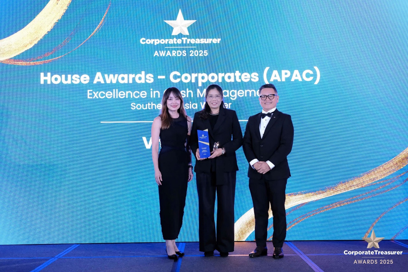 VitaDairy vinh dự nhận giải thưởng quốc tế nhờ chuyển đổi số- Ảnh 1.