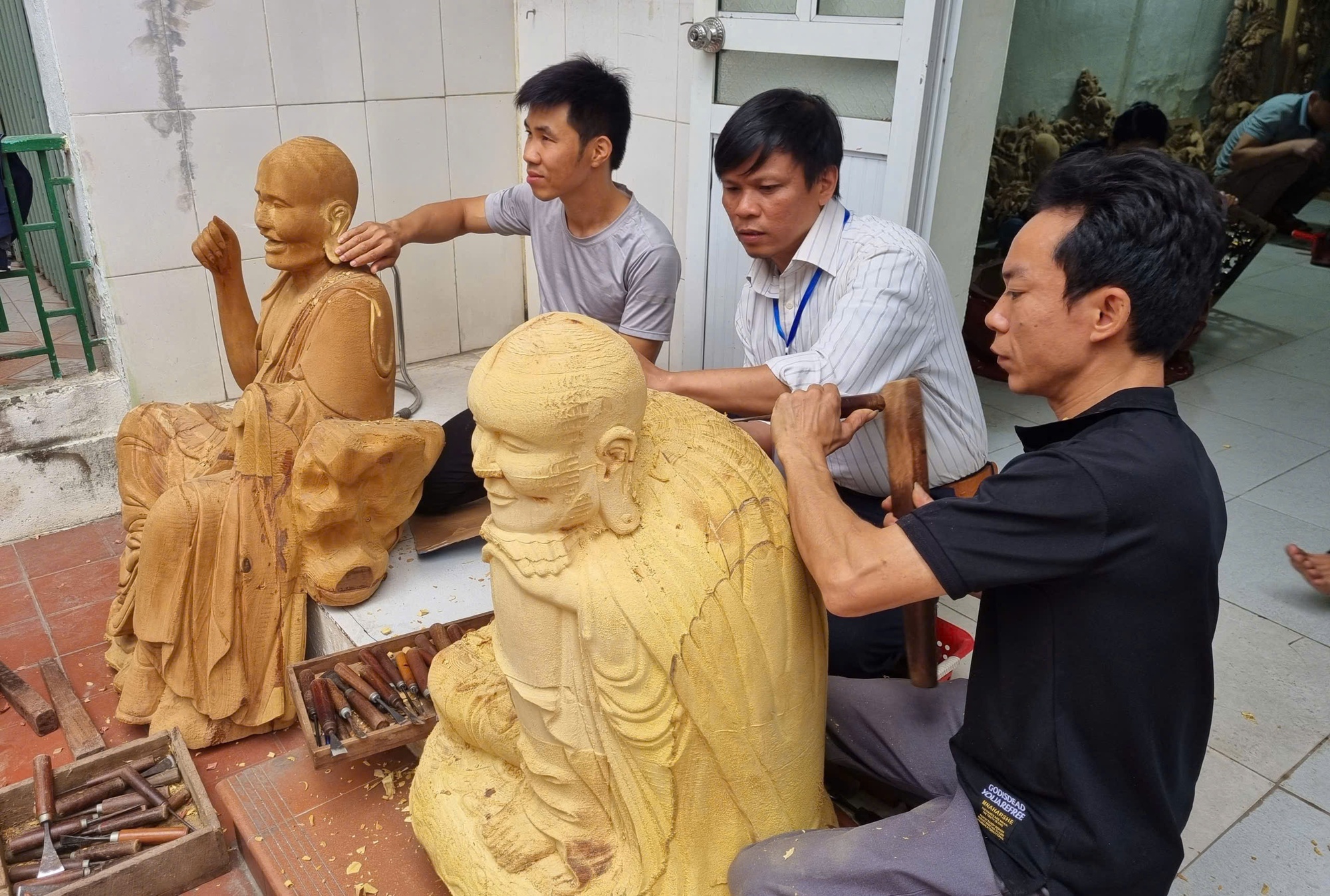 Làng nghề Sơn Đồng trên hành trình hội nhập Mạng lưới các thành phố thủ công sáng tạo thế giới- Ảnh 1.