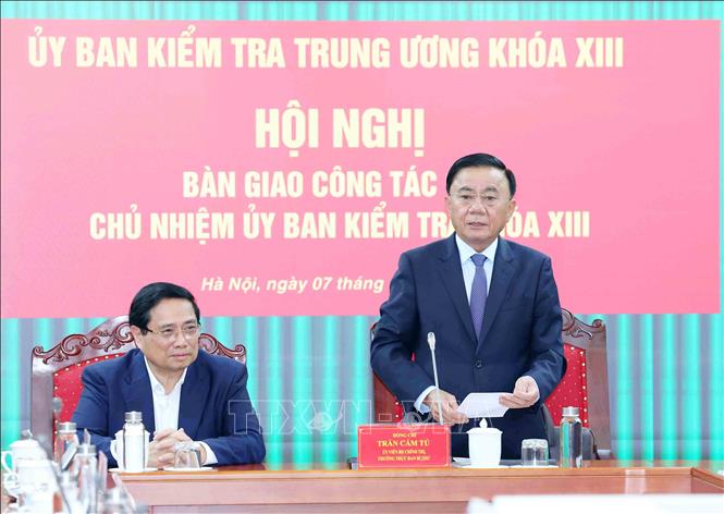 Hội nghị bàn giao công tác của Chủ nhiệm Ủy ban Kiểm tra Trung ương- Ảnh 2. Hội nghị bàn giao công tác của Chủ nhiệm Ủy ban Kiểm tra Trung ương- Ảnh 2.