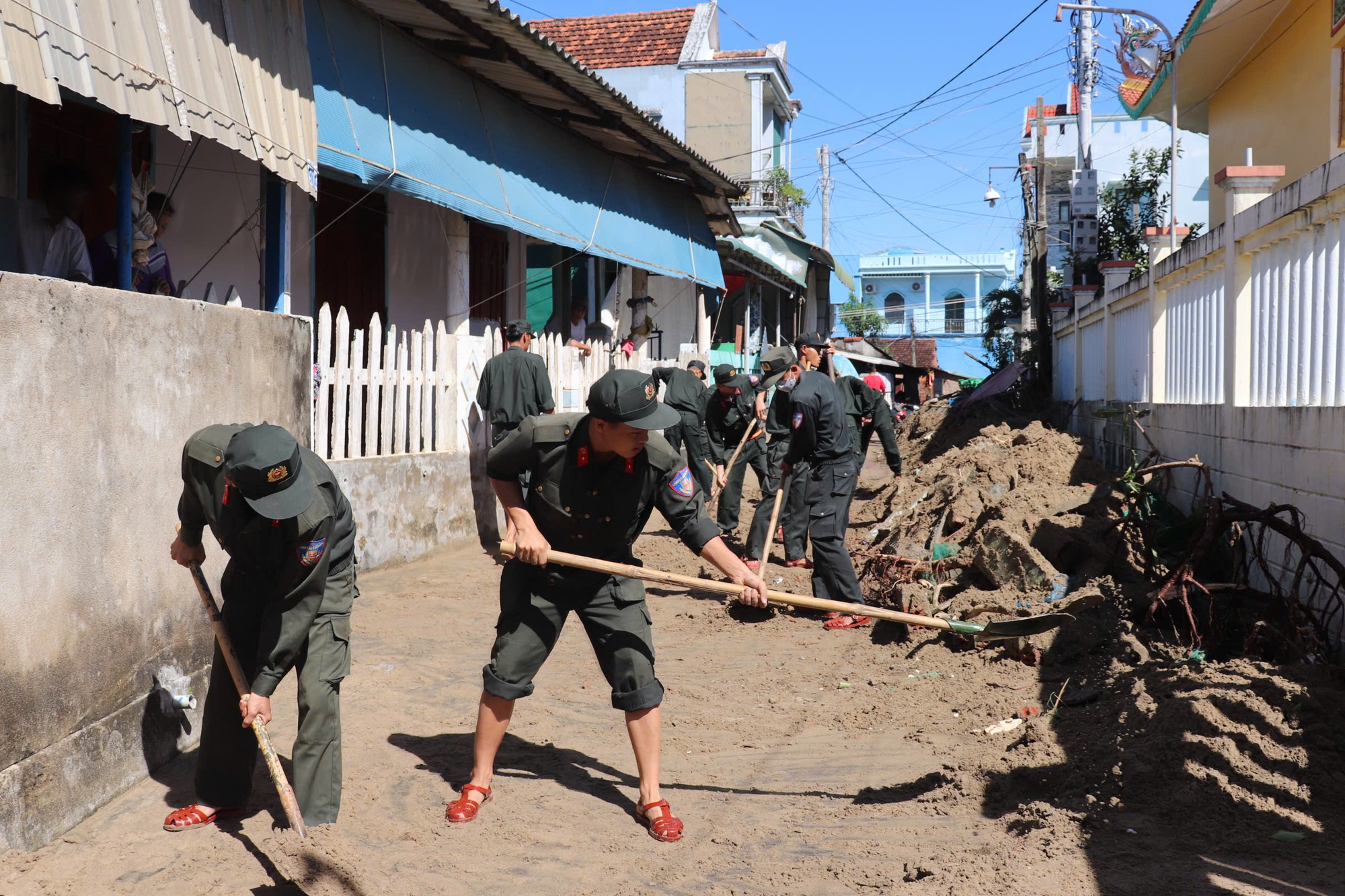 Bốn sở chỉ huy bổ trợ được kích hoạt tại các địa bàn xung yếu ở Quảng Ngãi- Ảnh 5.