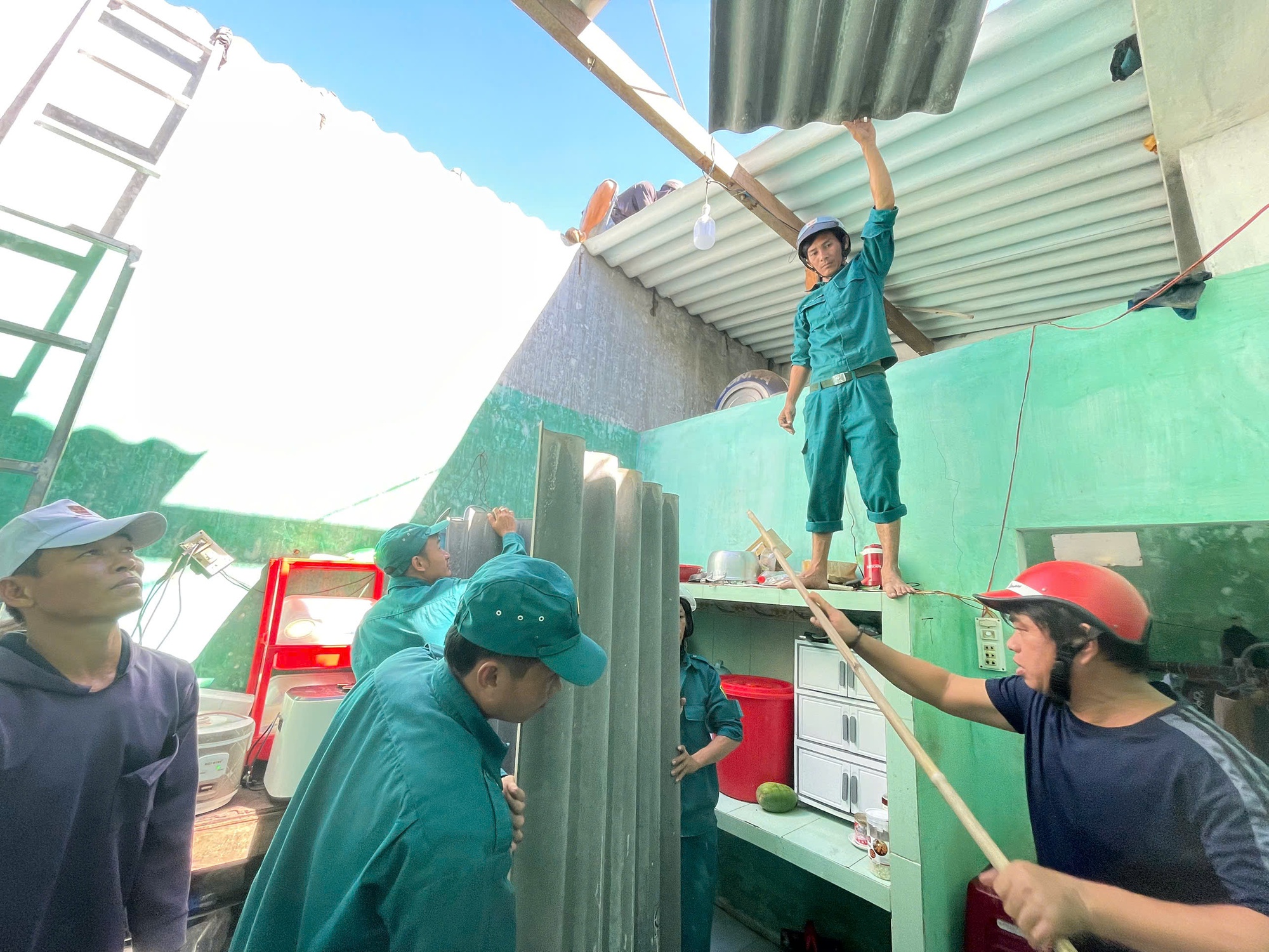 Bốn sở chỉ huy bổ trợ được kích hoạt tại các địa bàn xung yếu ở Quảng Ngãi- Ảnh 6.