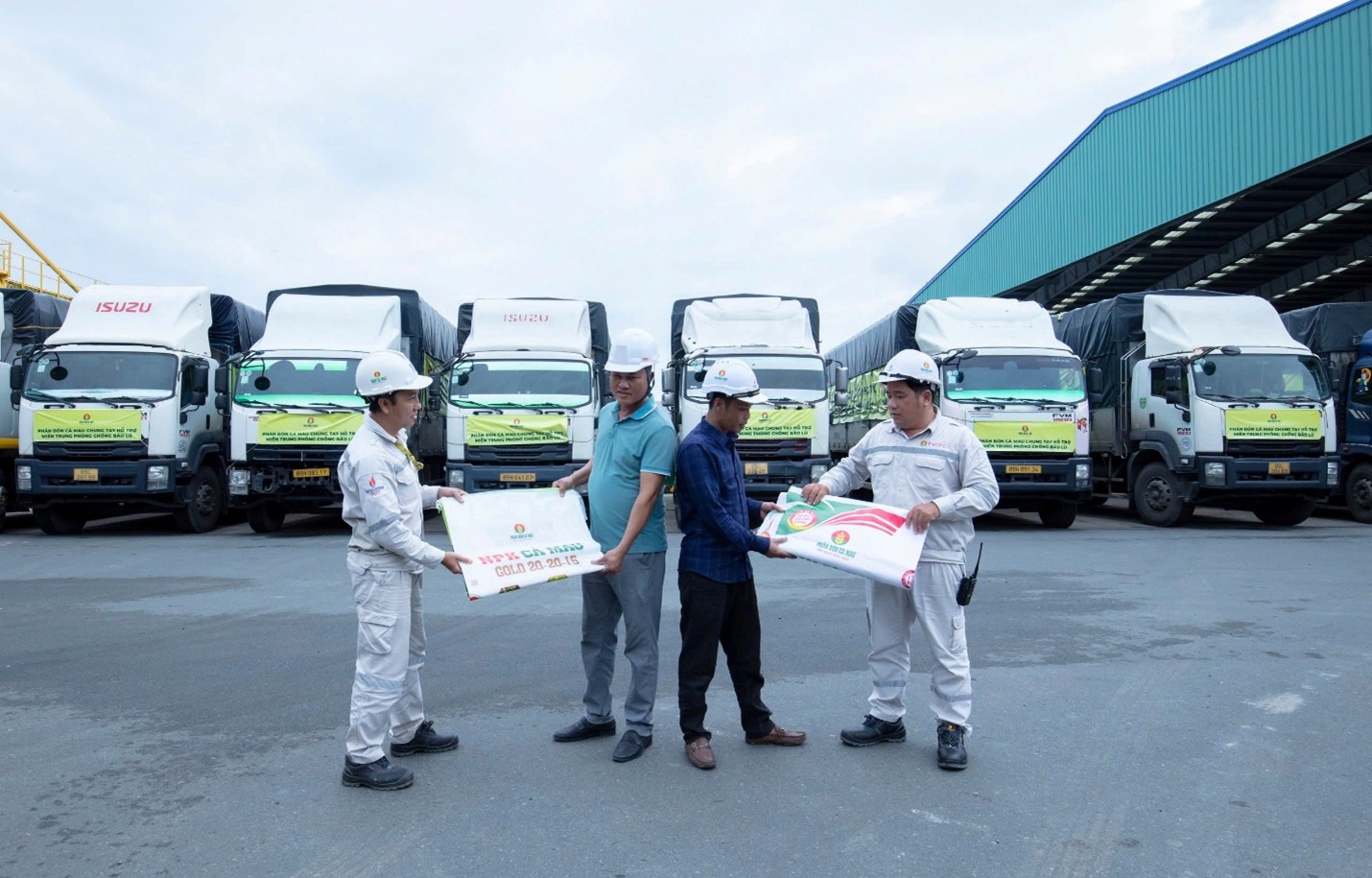 PVCFC khẩn cấp hỗ trợ 