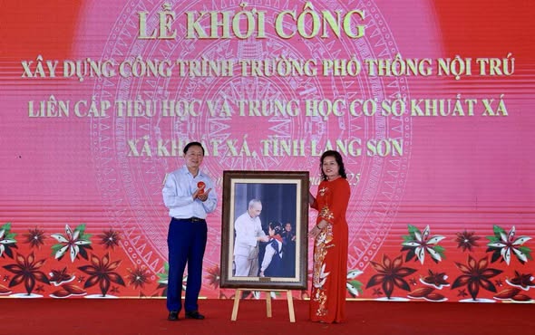 Phó Thủ tướng Trần Hồng Hà dự lễ khởi công xây dựng Trường Phổ thông dân tộc nội trú liên cấp Khuất Xá, Lạng Sơn- Ảnh 3. Phó Thủ tướng Trần Hồng Hà dự lễ khởi công xây dựng Trường Phổ thông dân tộc nội trú liên cấp Khuất Xá, Lạng Sơn- Ảnh 3.