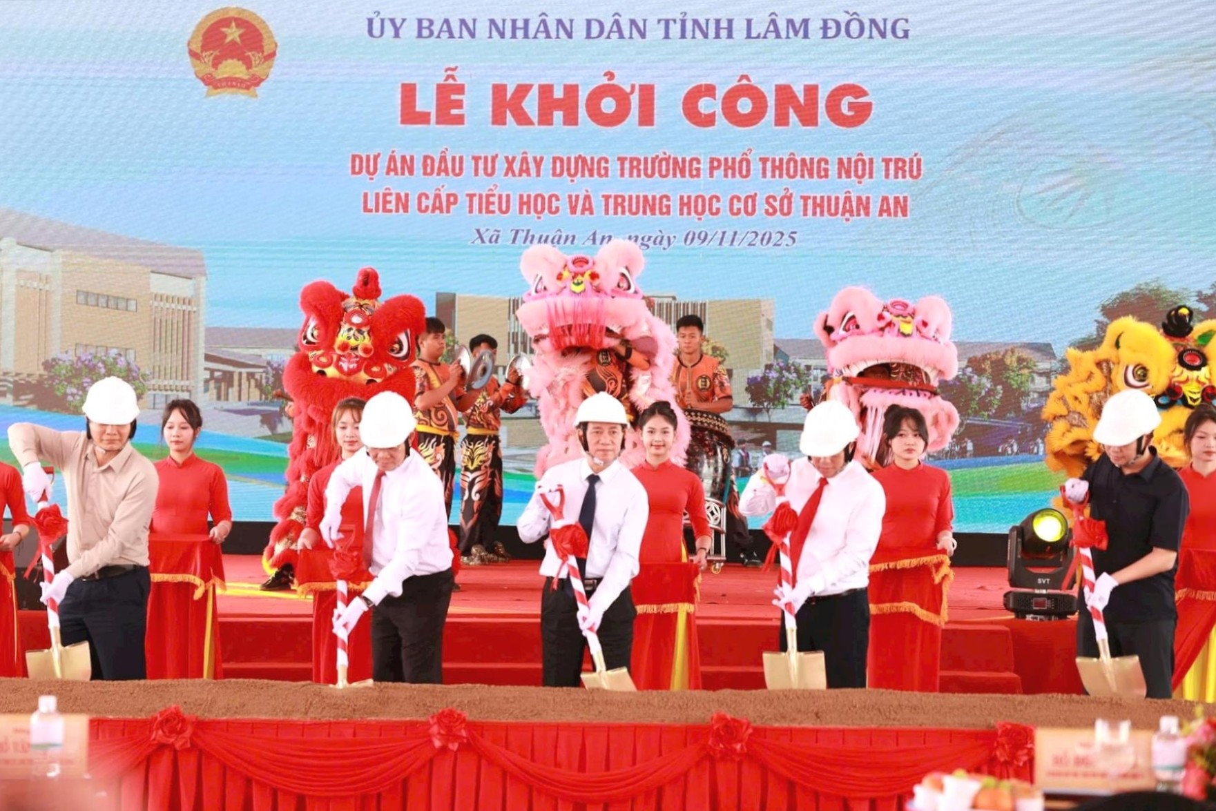 TỔNG THUẬT: Khởi công xây dựng các trường phổ thông nội trú tại các xã biên giới đất liền- Ảnh 19.