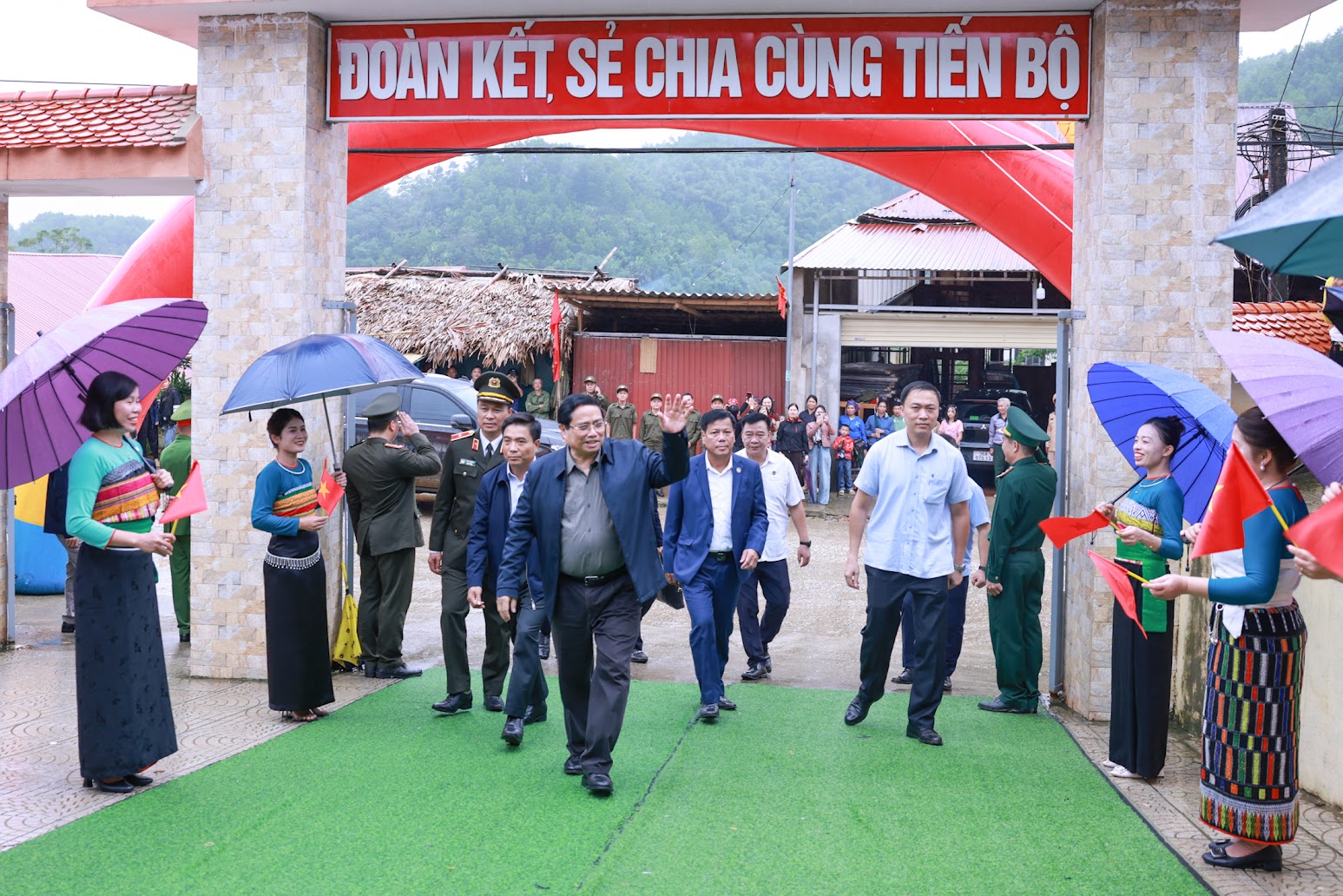 CẬP NHẬT: Khởi công xây dựng các trường phổ thông nội trú tại các xã biên giới đất liền- Ảnh 1. CẬP NHẬT: Khởi công xây dựng các trường phổ thông nội trú tại các xã biên giới đất liền- Ảnh 1.