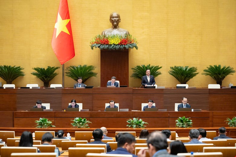 Quốc hội thảo luận Luật Chuyển đổi số: Người dân và doanh nghiệp làm trung tâm- Ảnh 1.