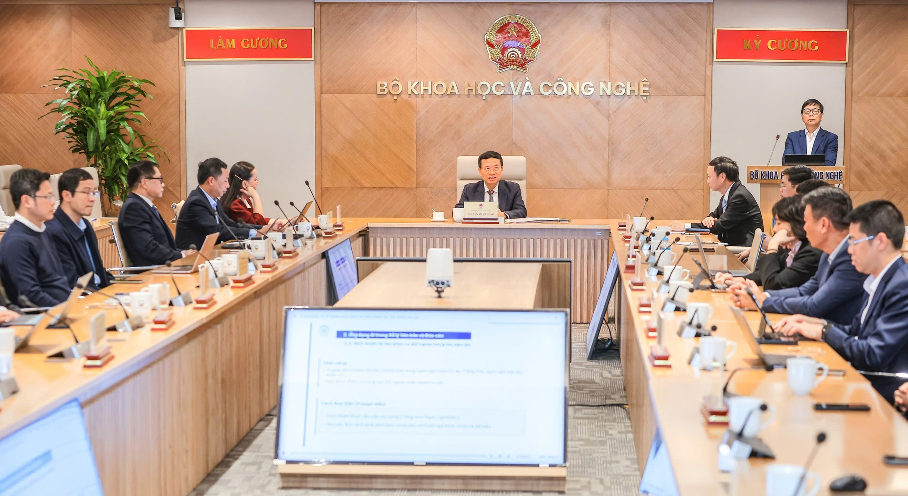 Giảm tải cho cấp xã bằng chuyển đổi số: Bộ KH&CN đào tạo 18.000 cán bộ cơ sở- Ảnh 2.