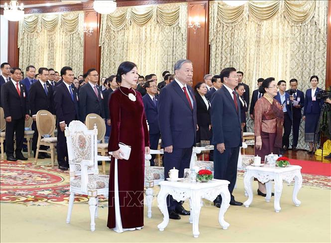 Tổng Bí thư Tô Lâm nhận Huân chương Vàng Quốc gia của Nhà nước Lào- Ảnh 1.