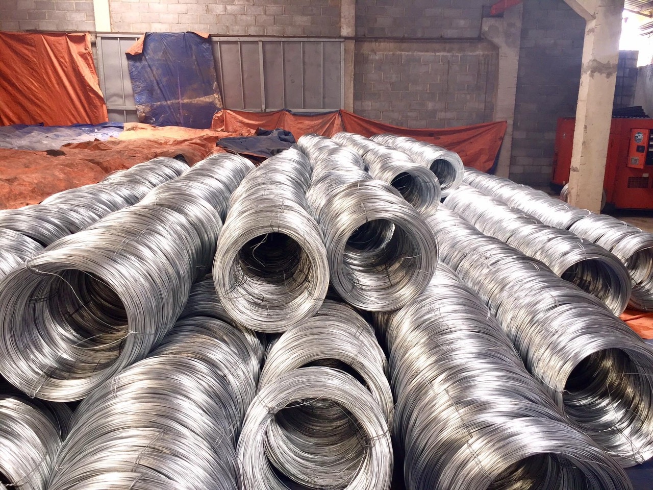 Canada hạ biên độ bán phá giá đối với thép dây Việt Nam- Ảnh 1.